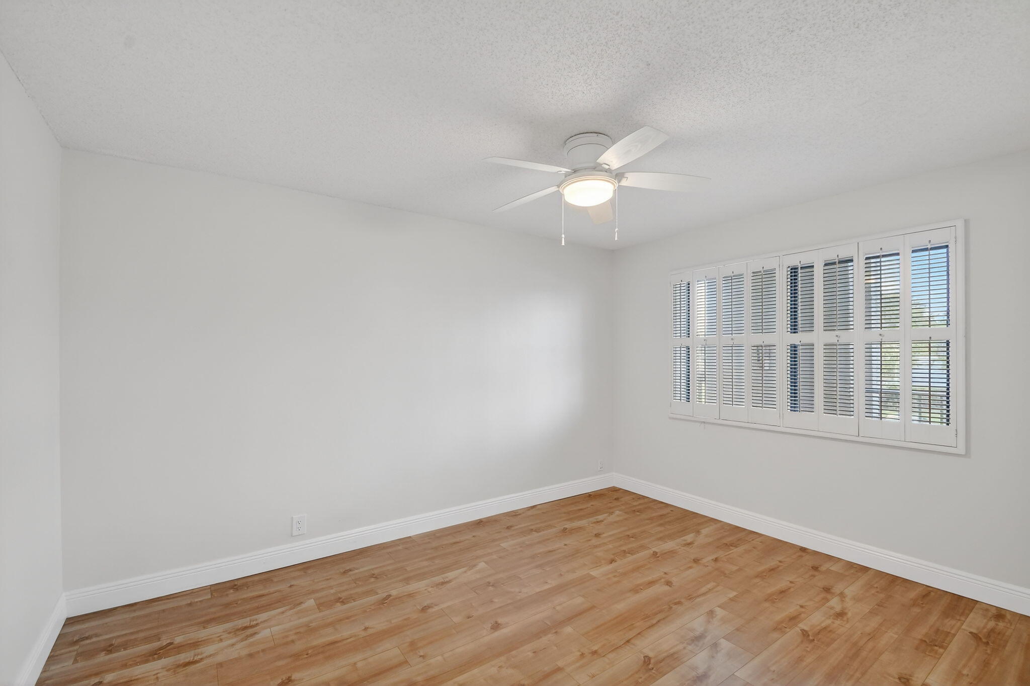 FOUNTAINS OF PALM BEACH CONDO 7 - Residential Lease
