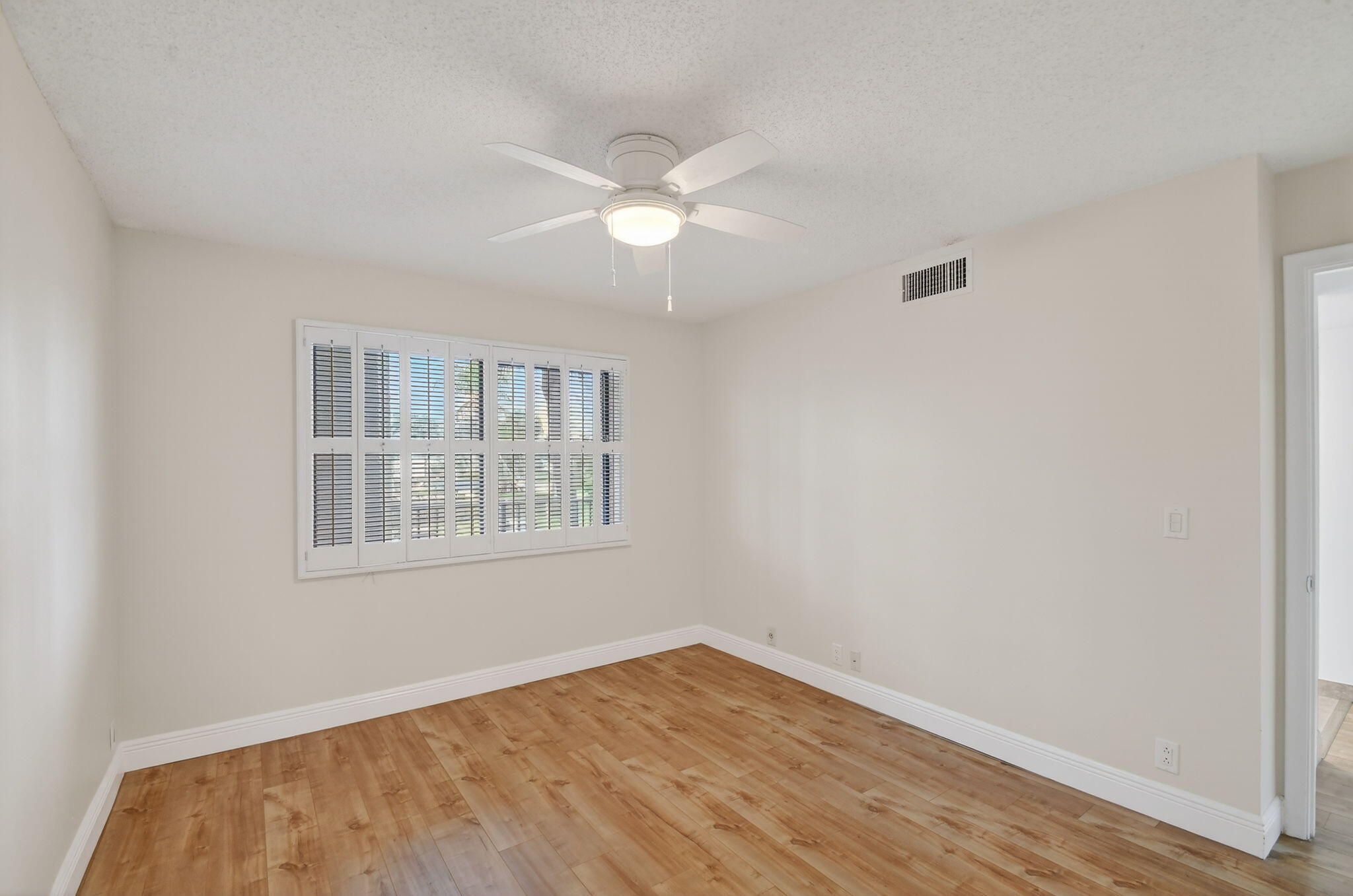 FOUNTAINS OF PALM BEACH CONDO 7 - Residential Lease