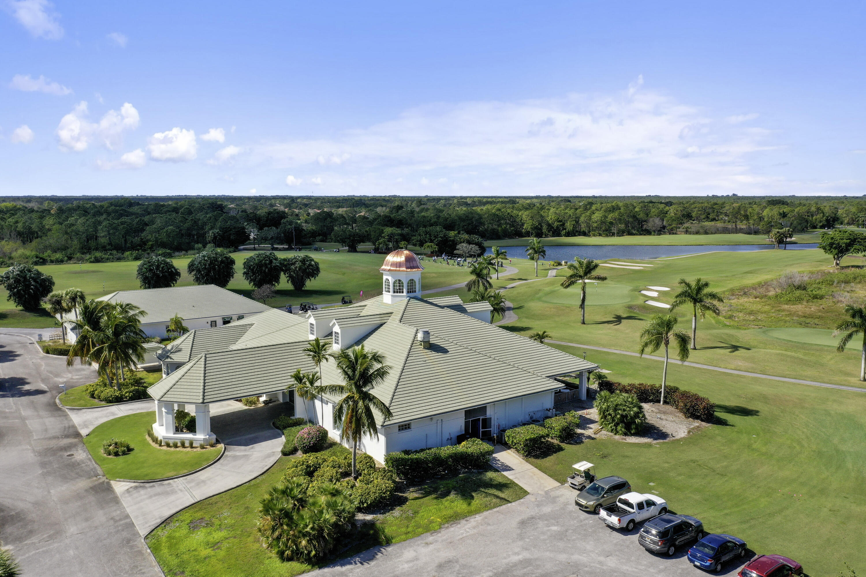 DOUBLE TREE - Residential