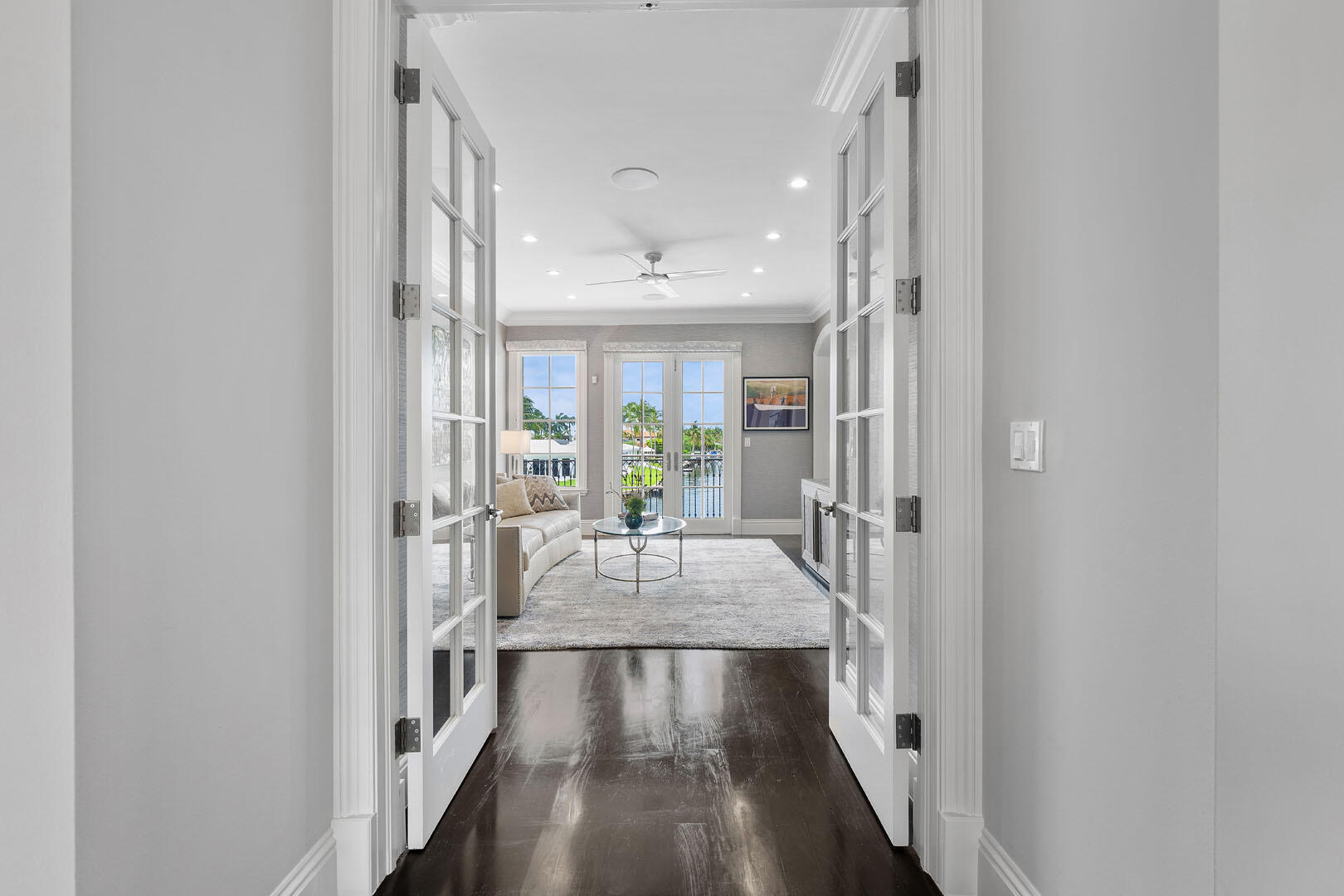 ROYAL PALM YACHT & COUNTRY CLUB - Residential