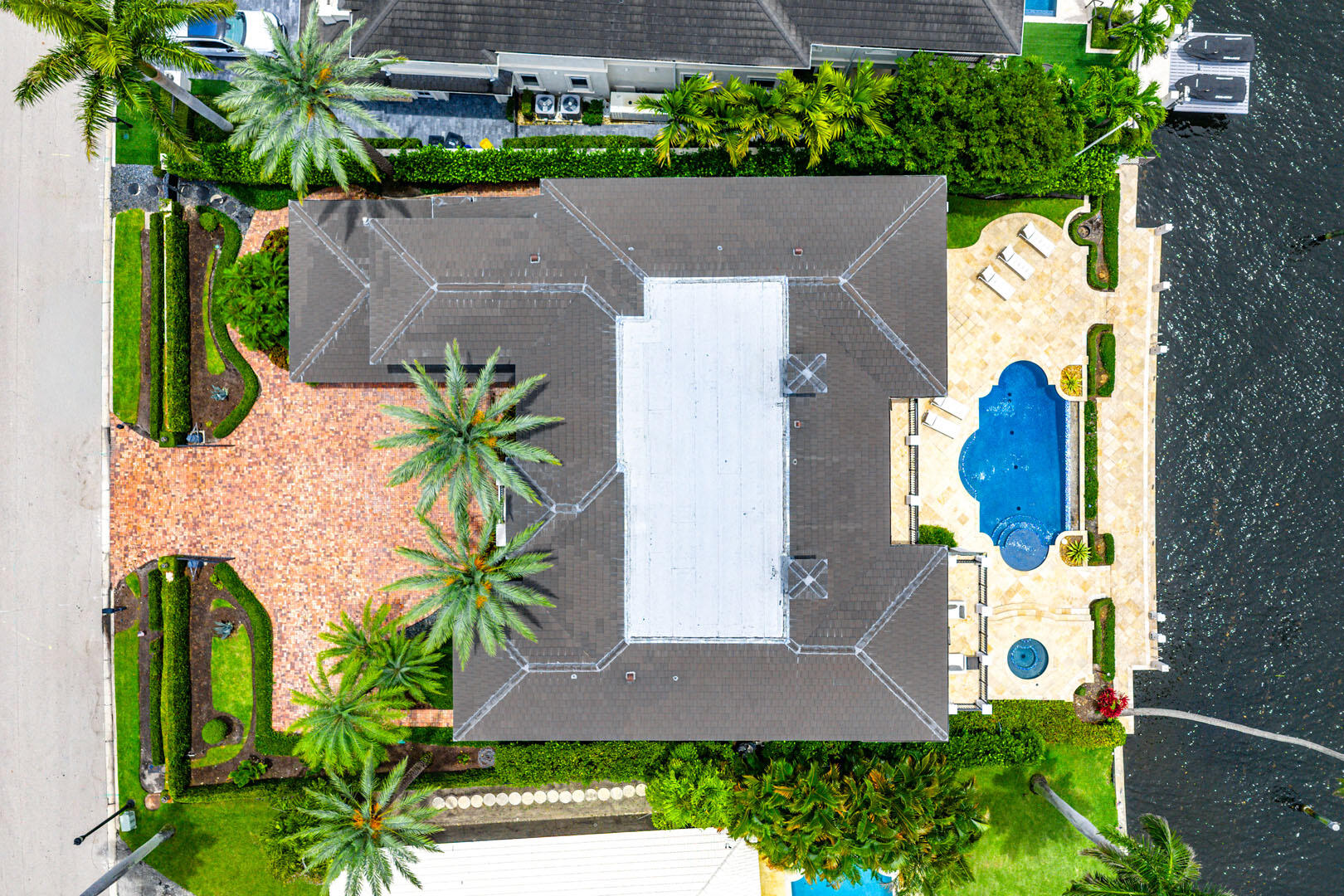 ROYAL PALM YACHT & COUNTRY CLUB - Residential