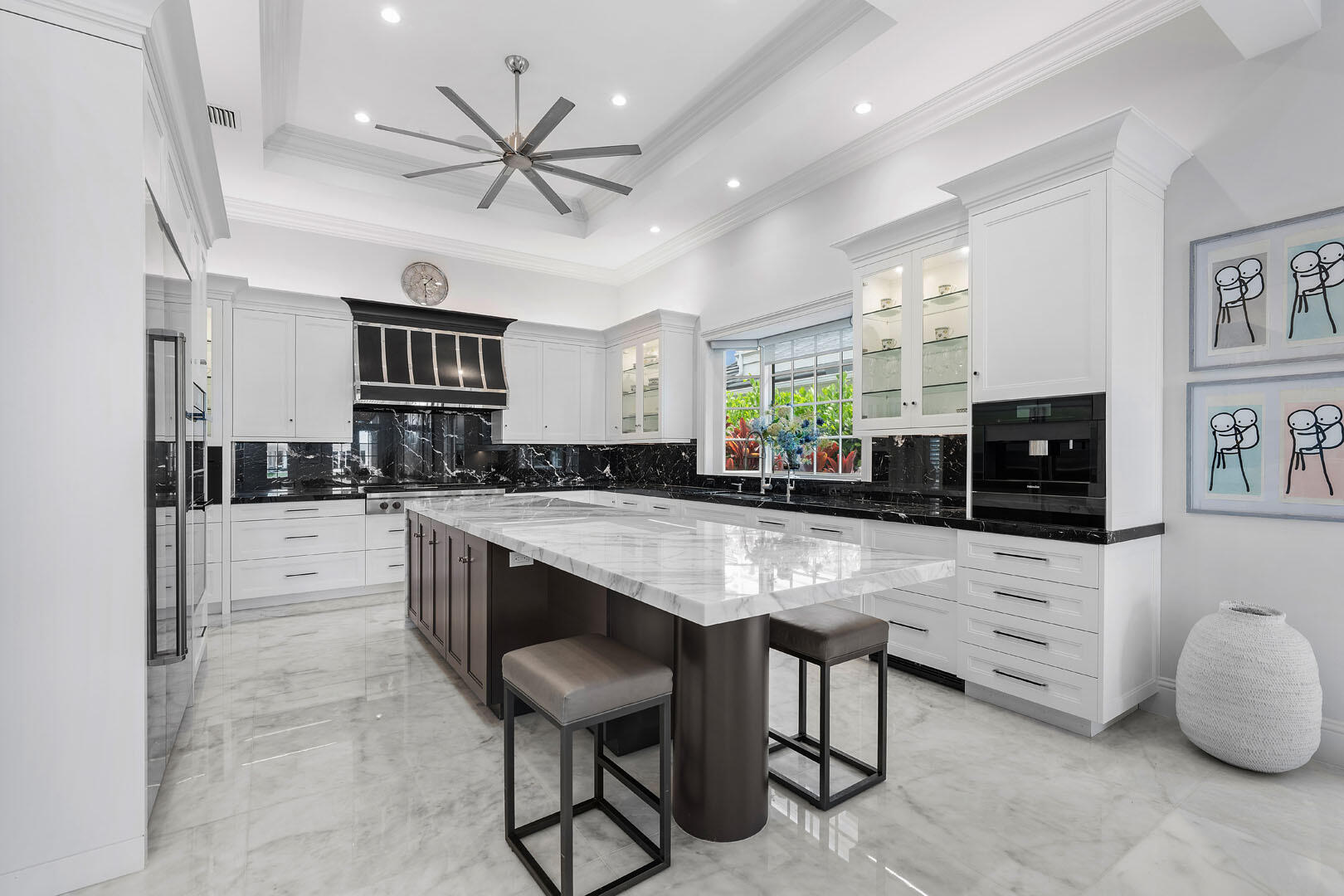 ROYAL PALM YACHT & COUNTRY CLUB - Residential