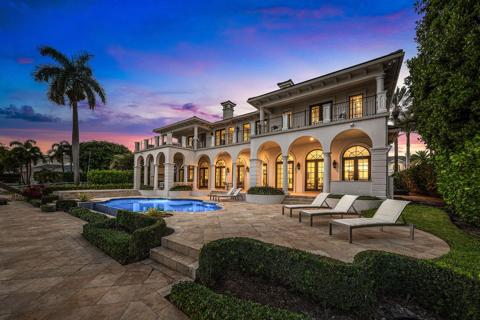 ROYAL PALM YACHT & COUNTRY CLUB - Residential