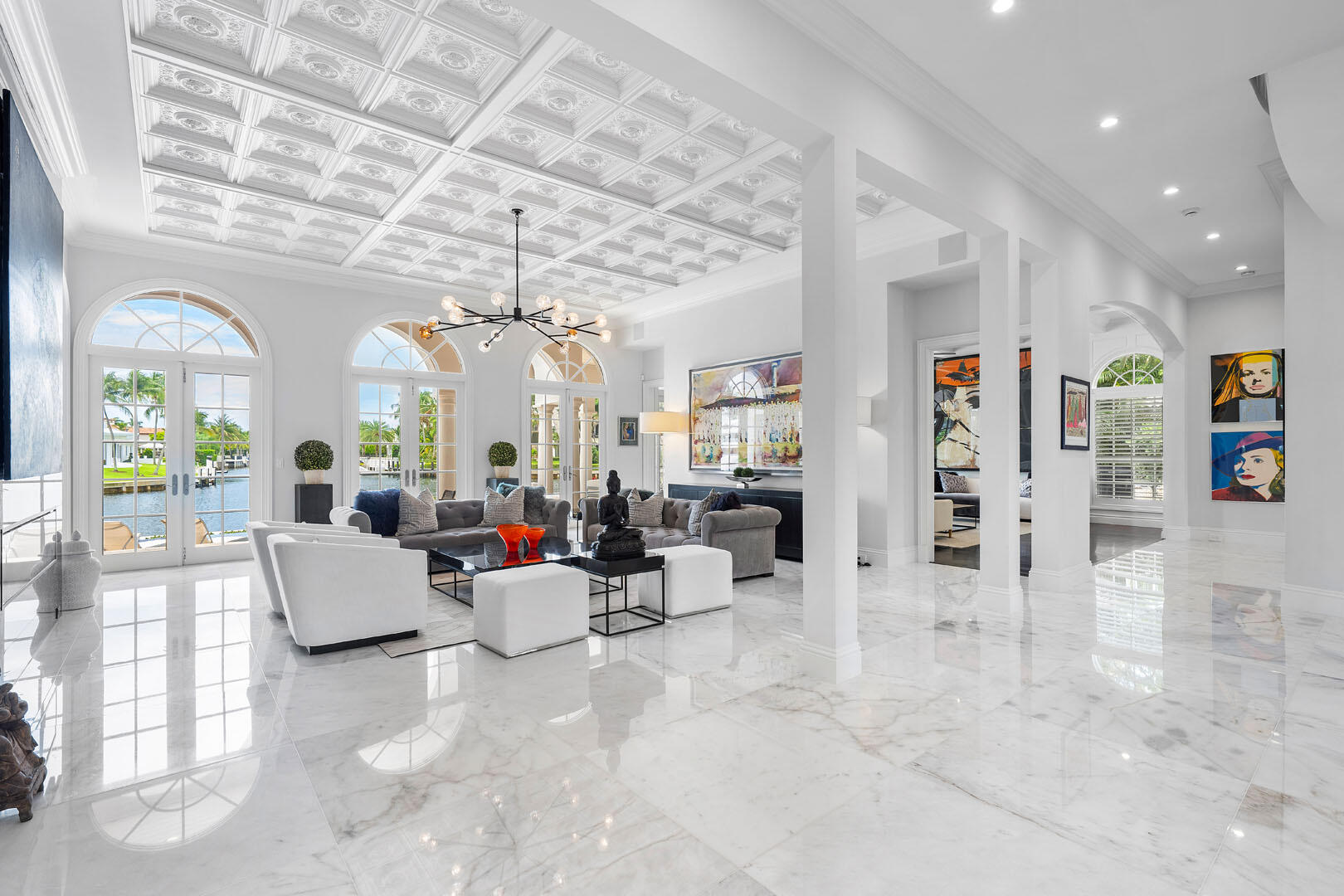 ROYAL PALM YACHT & COUNTRY CLUB - Residential