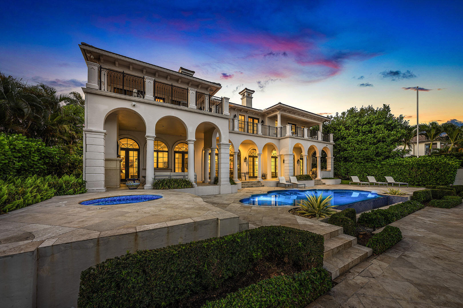ROYAL PALM YACHT & COUNTRY CLUB - Residential