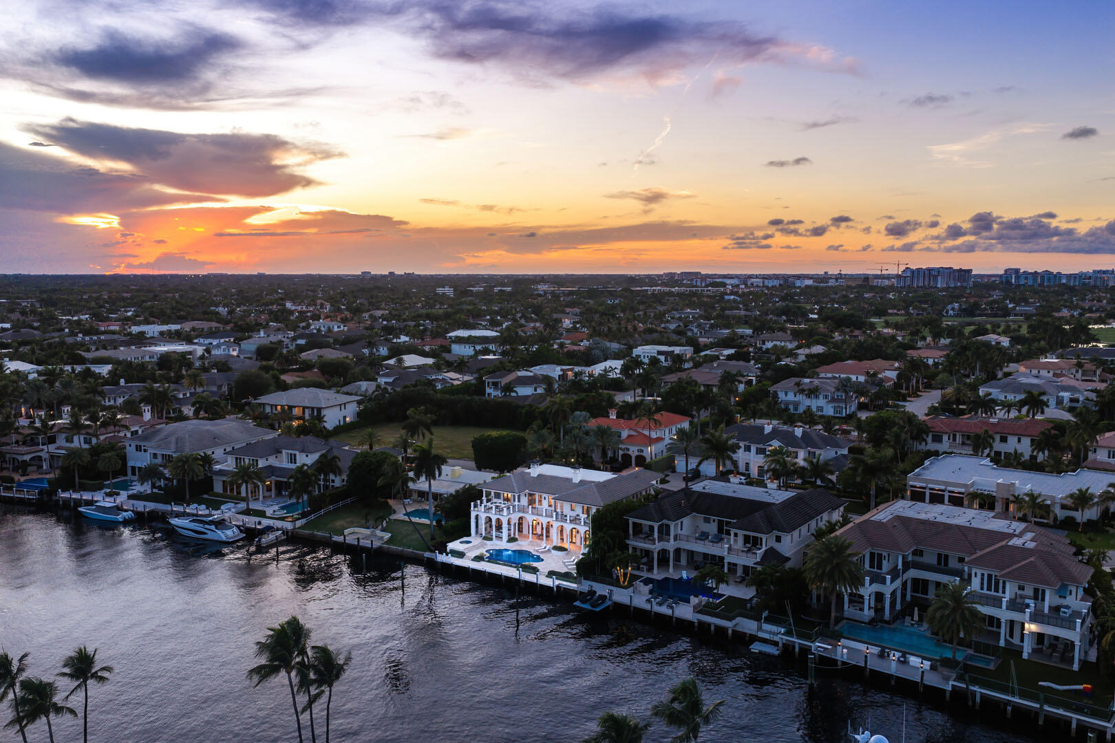 ROYAL PALM YACHT & COUNTRY CLUB - Residential