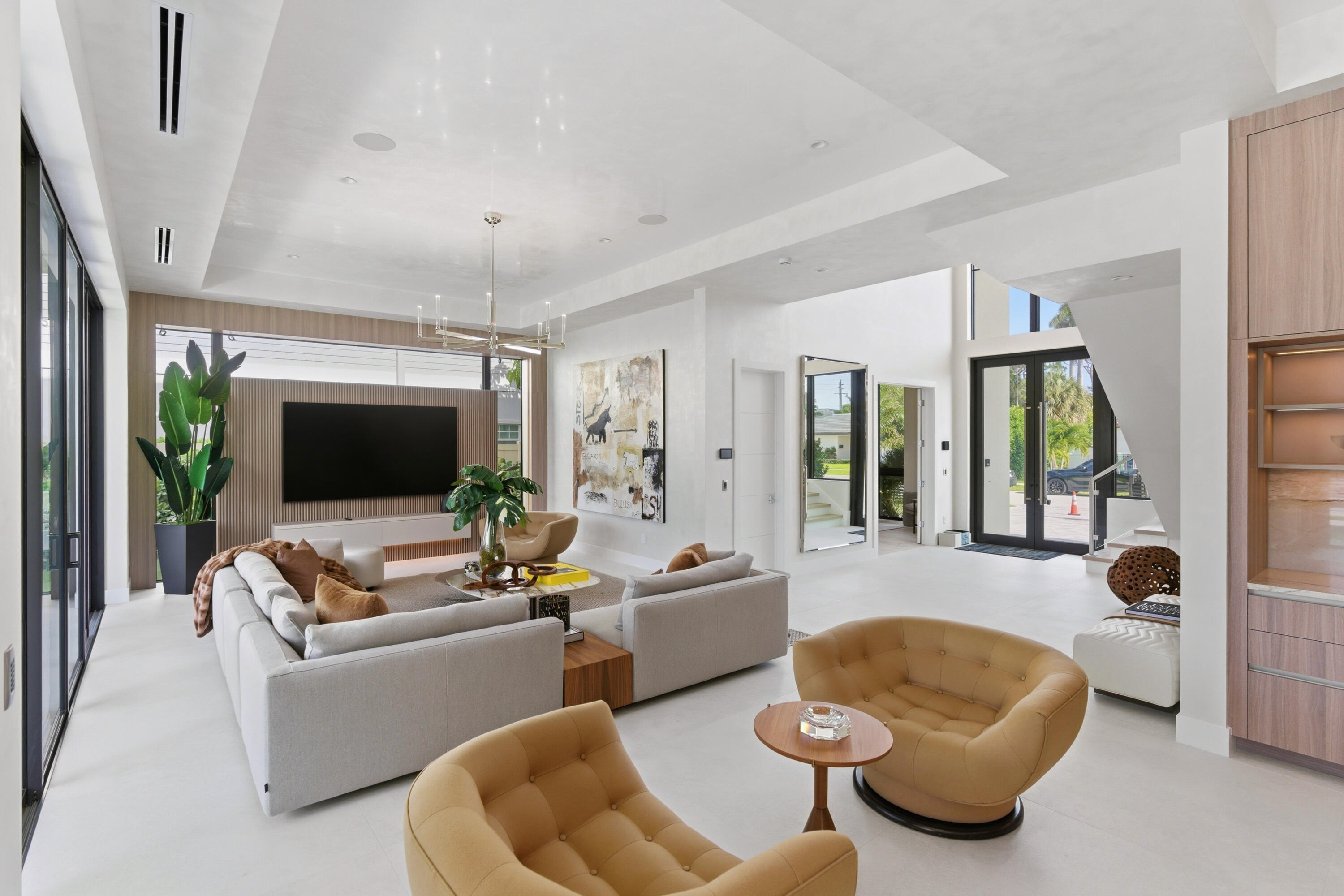 GOLDEN HARBOUR - Residential