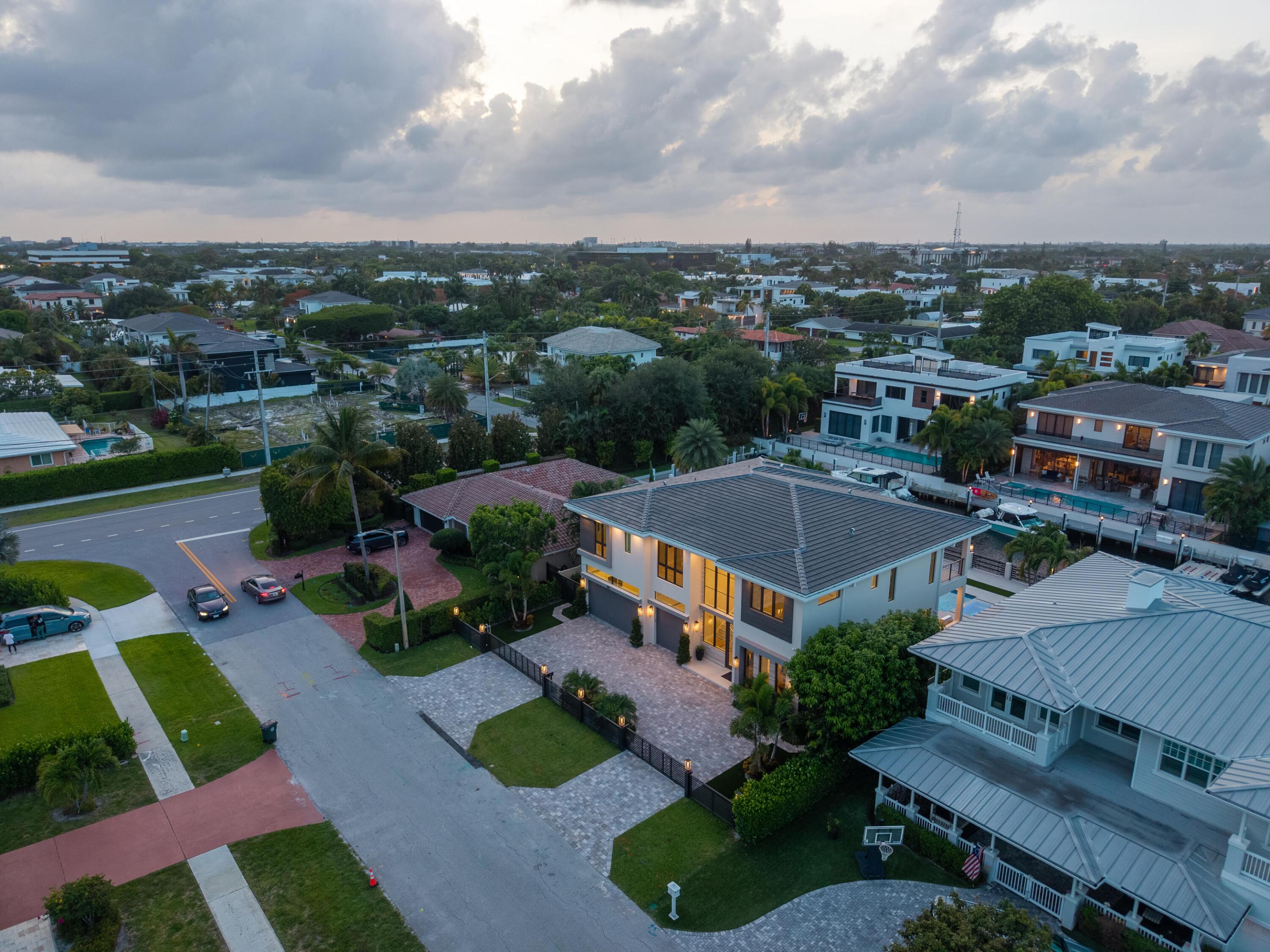 GOLDEN HARBOUR - Residential
