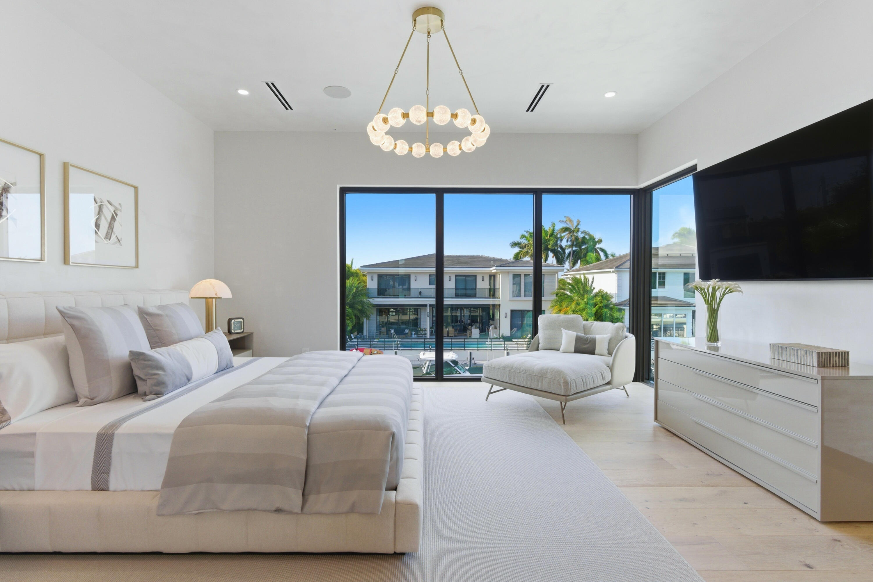 GOLDEN HARBOUR - Residential