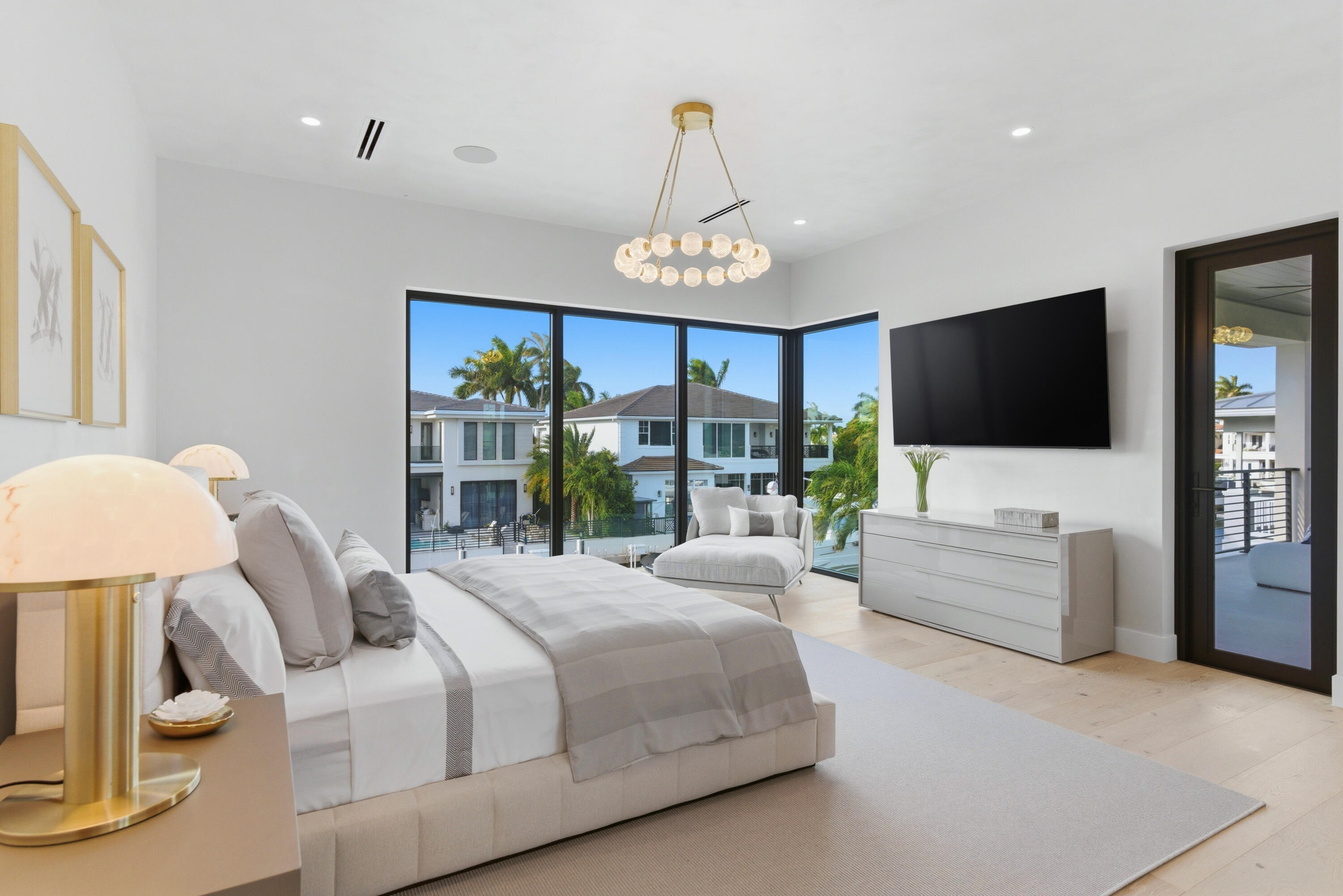 GOLDEN HARBOUR - Residential