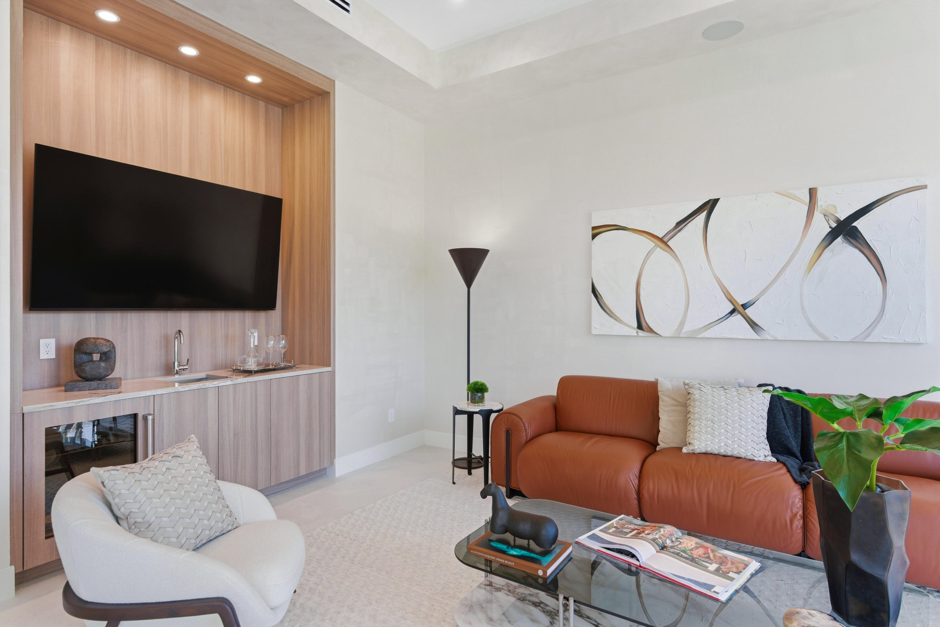 GOLDEN HARBOUR - Residential