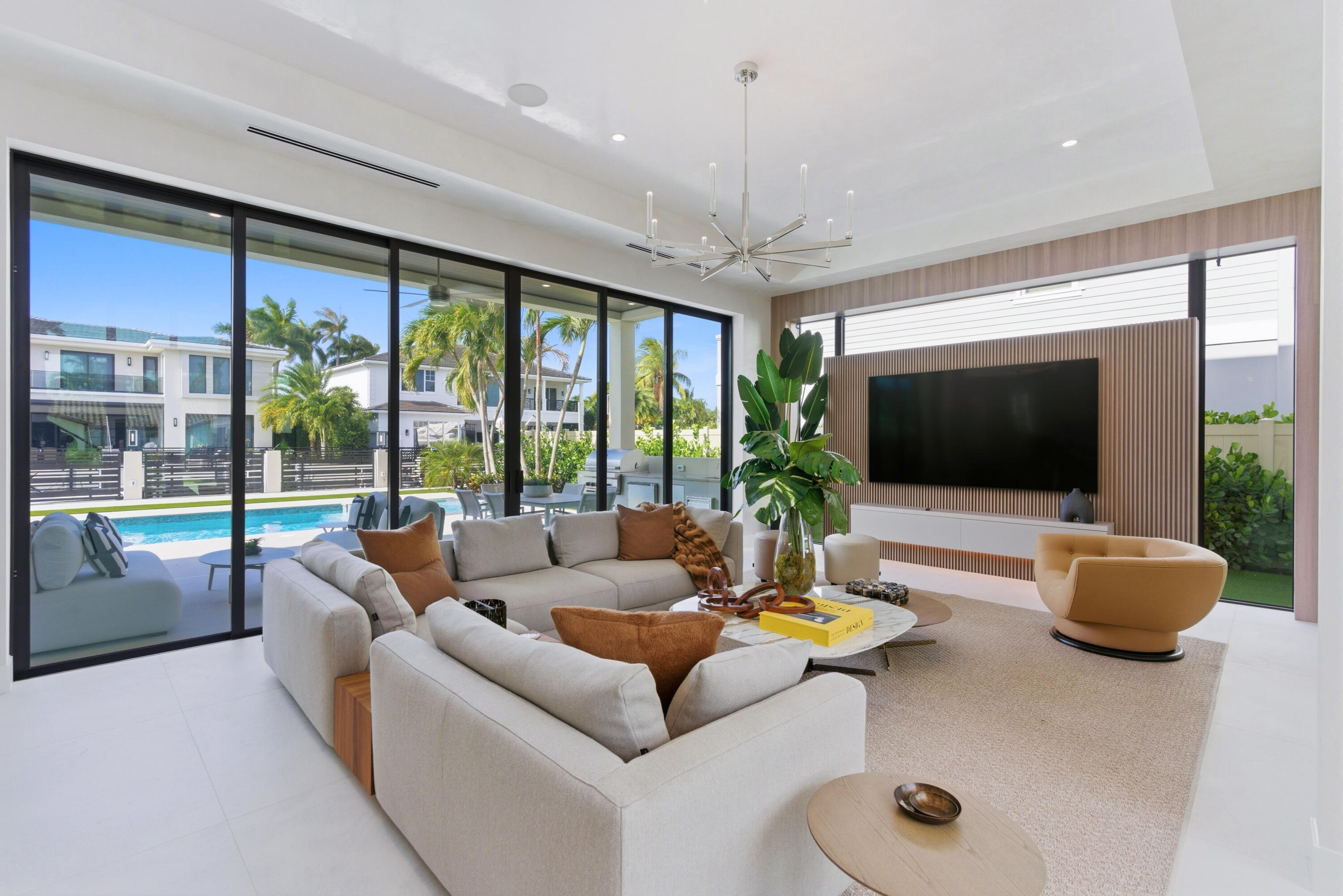 GOLDEN HARBOUR - Residential