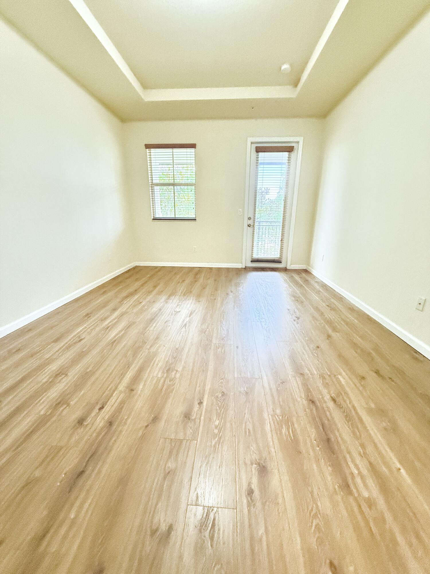 PALOMA LAKES PLAT - Residential Lease