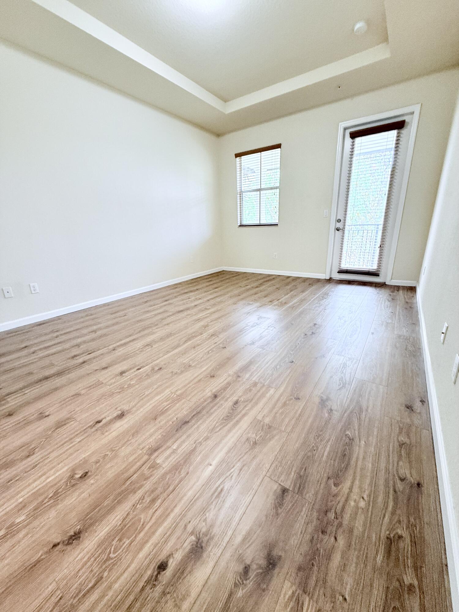 PALOMA LAKES PLAT - Residential Lease
