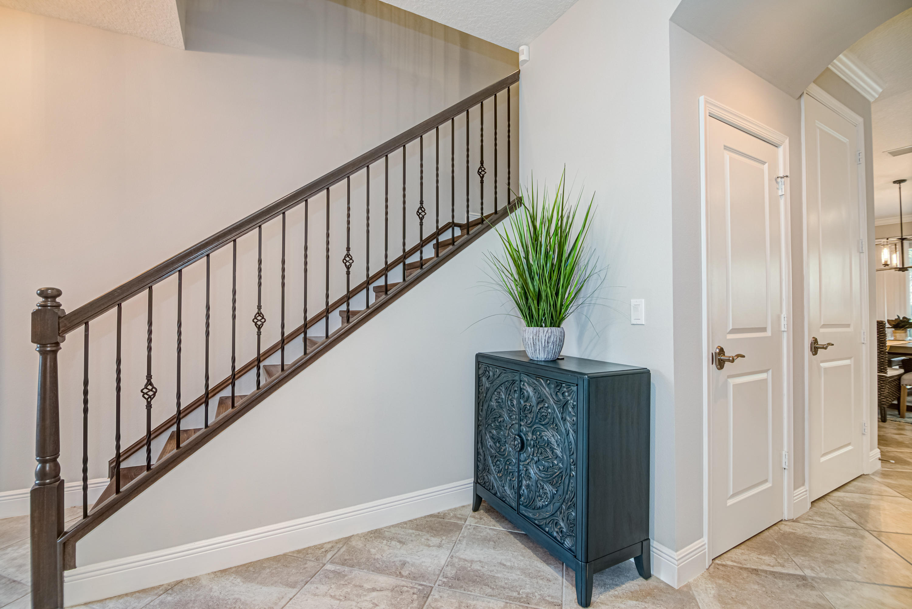 BINKS POINTE - Residential