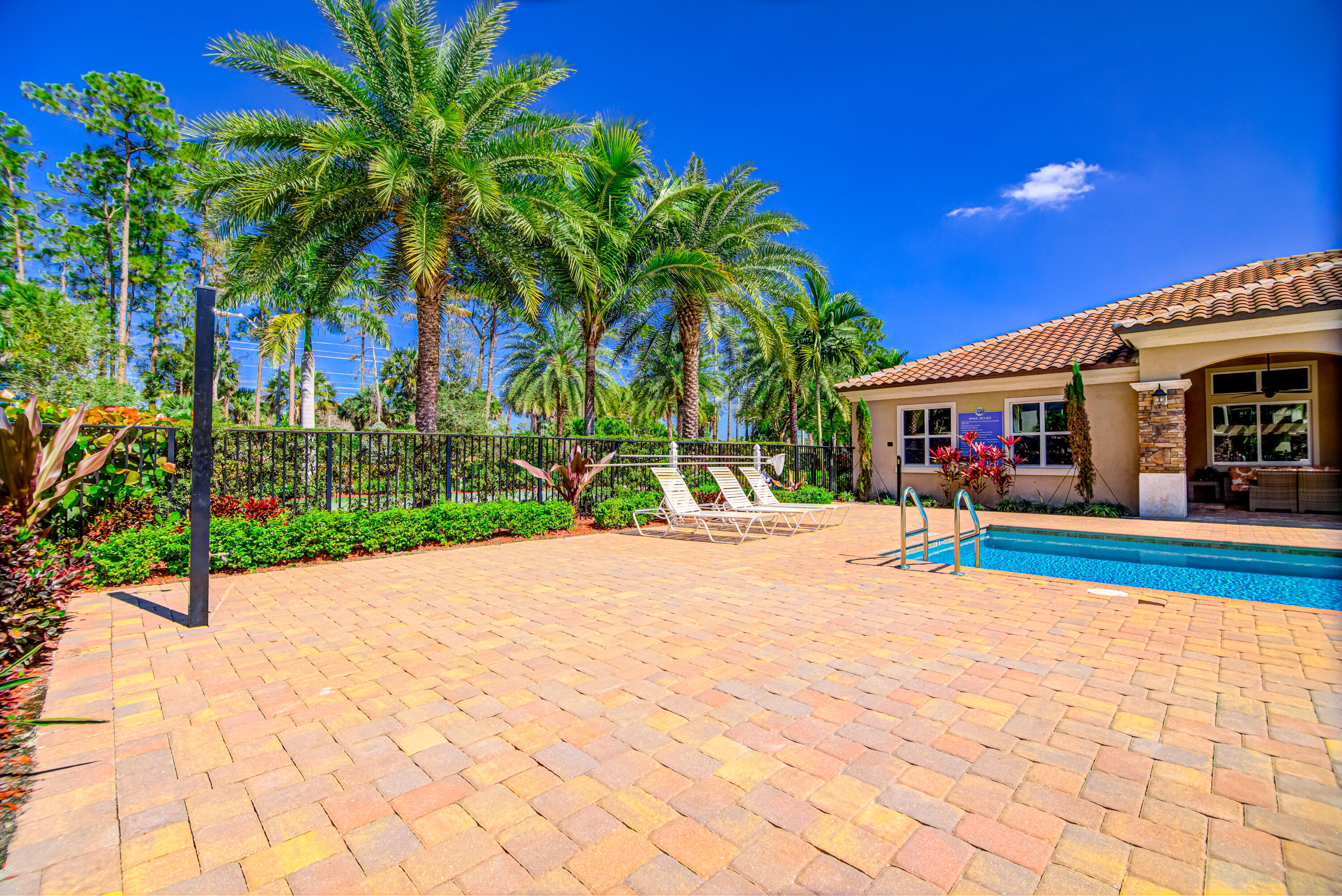 BINKS POINTE - Residential