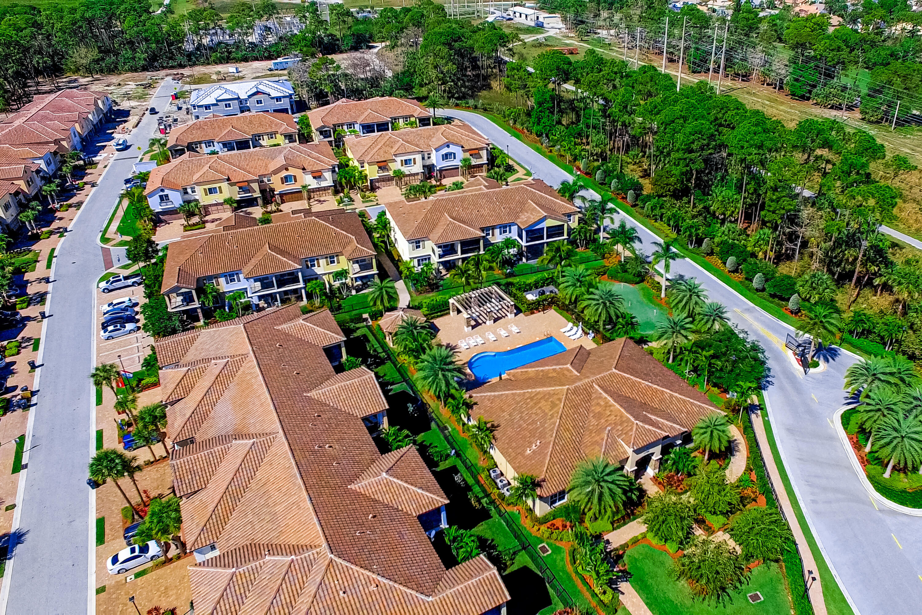 BINKS POINTE - Residential