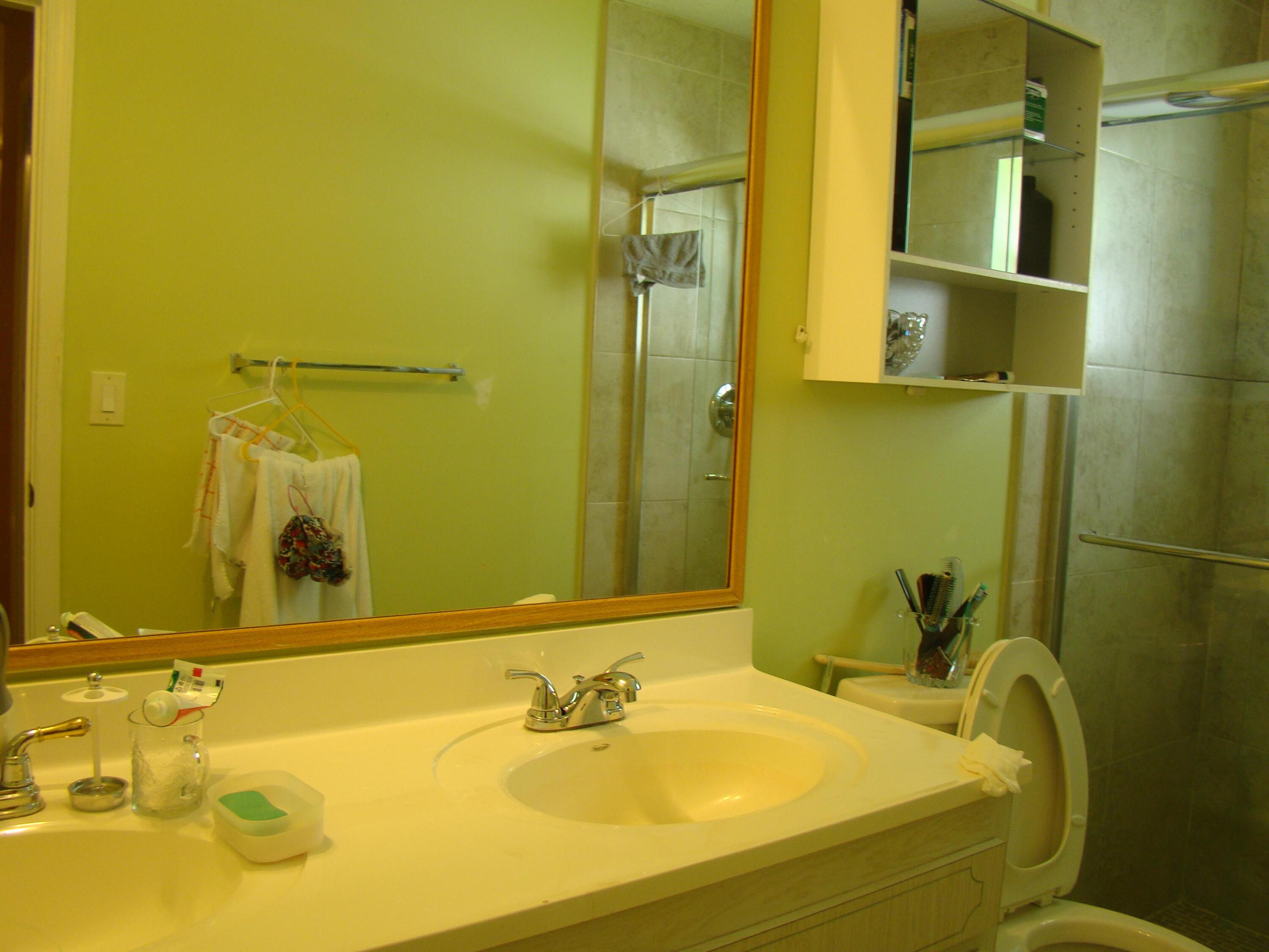 LAUDERDALE WEST 2 SEC - Residential