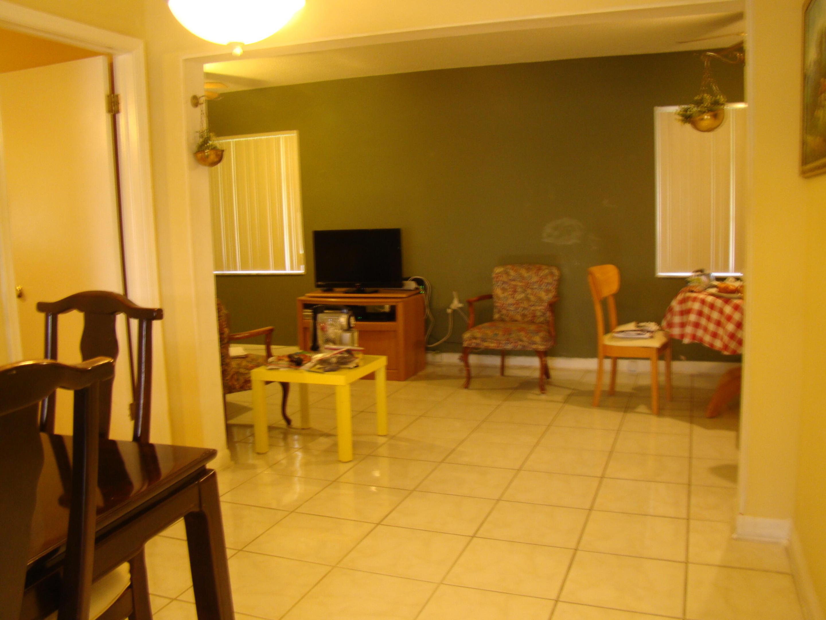 LAUDERDALE WEST 2 SEC - Residential