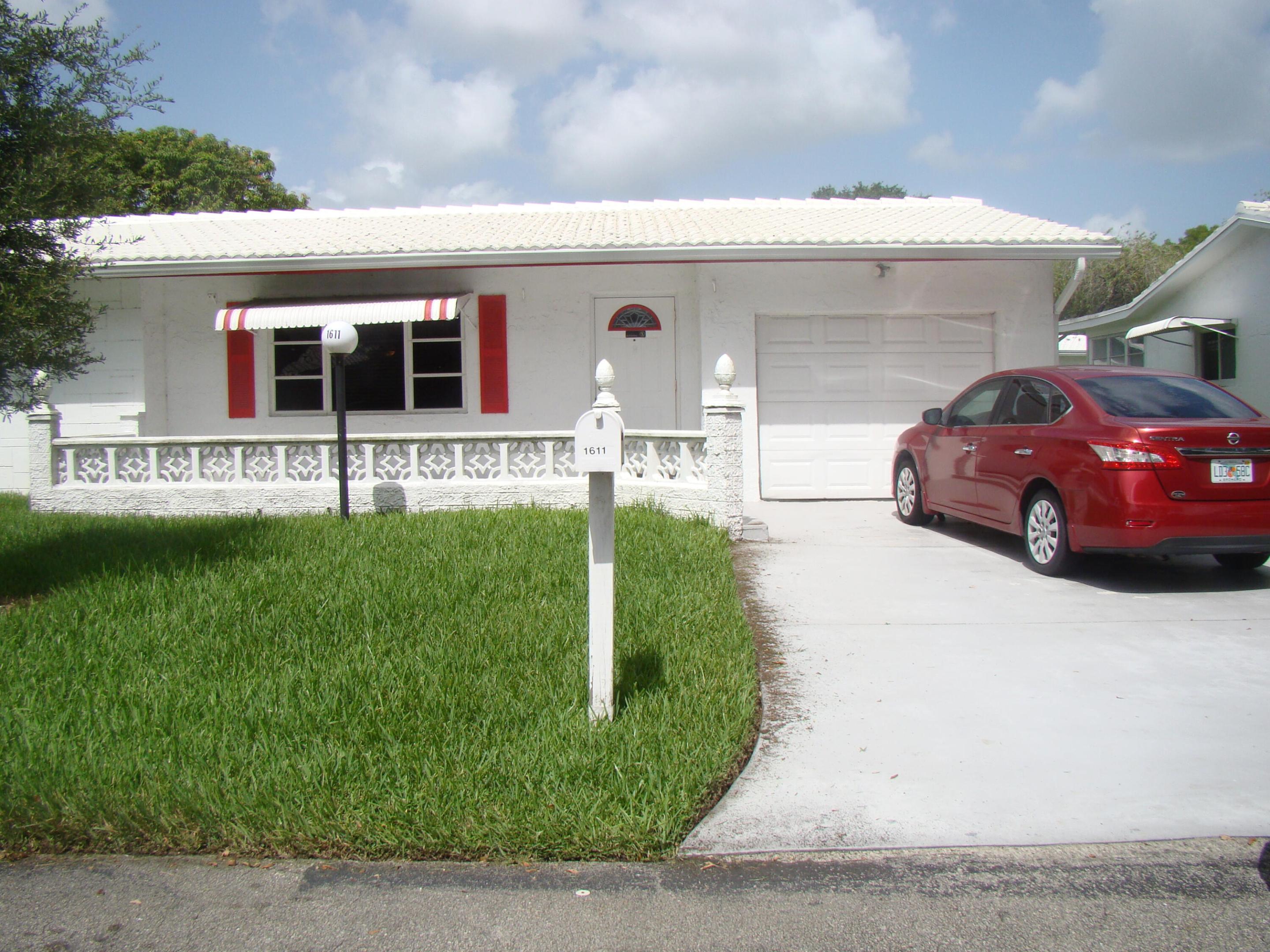 LAUDERDALE WEST 2 SEC - Residential