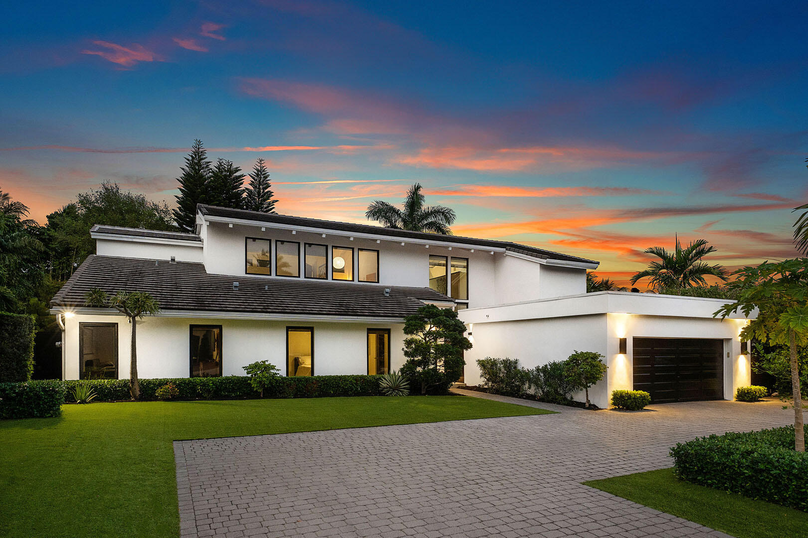 ROYAL PALM YACHT & COUNTRY CLUB - Residential