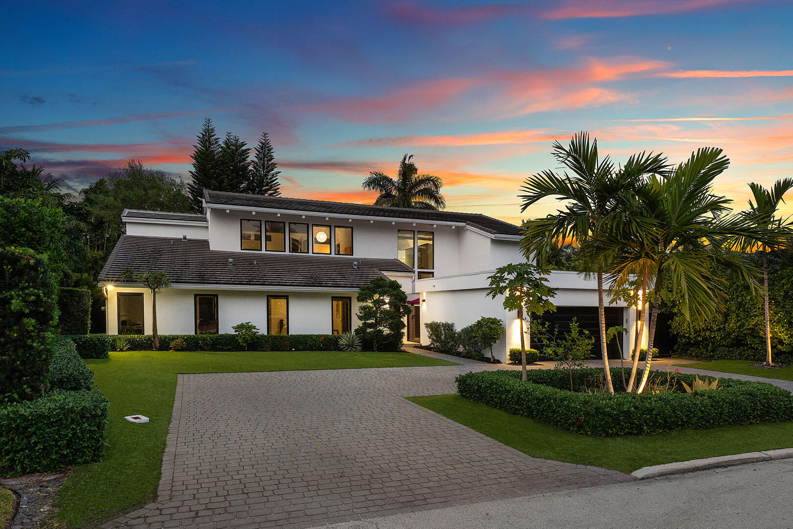 ROYAL PALM YACHT & COUNTRY CLUB - Residential