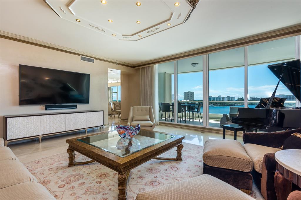 MIZNER GRAND CONDO - Residential