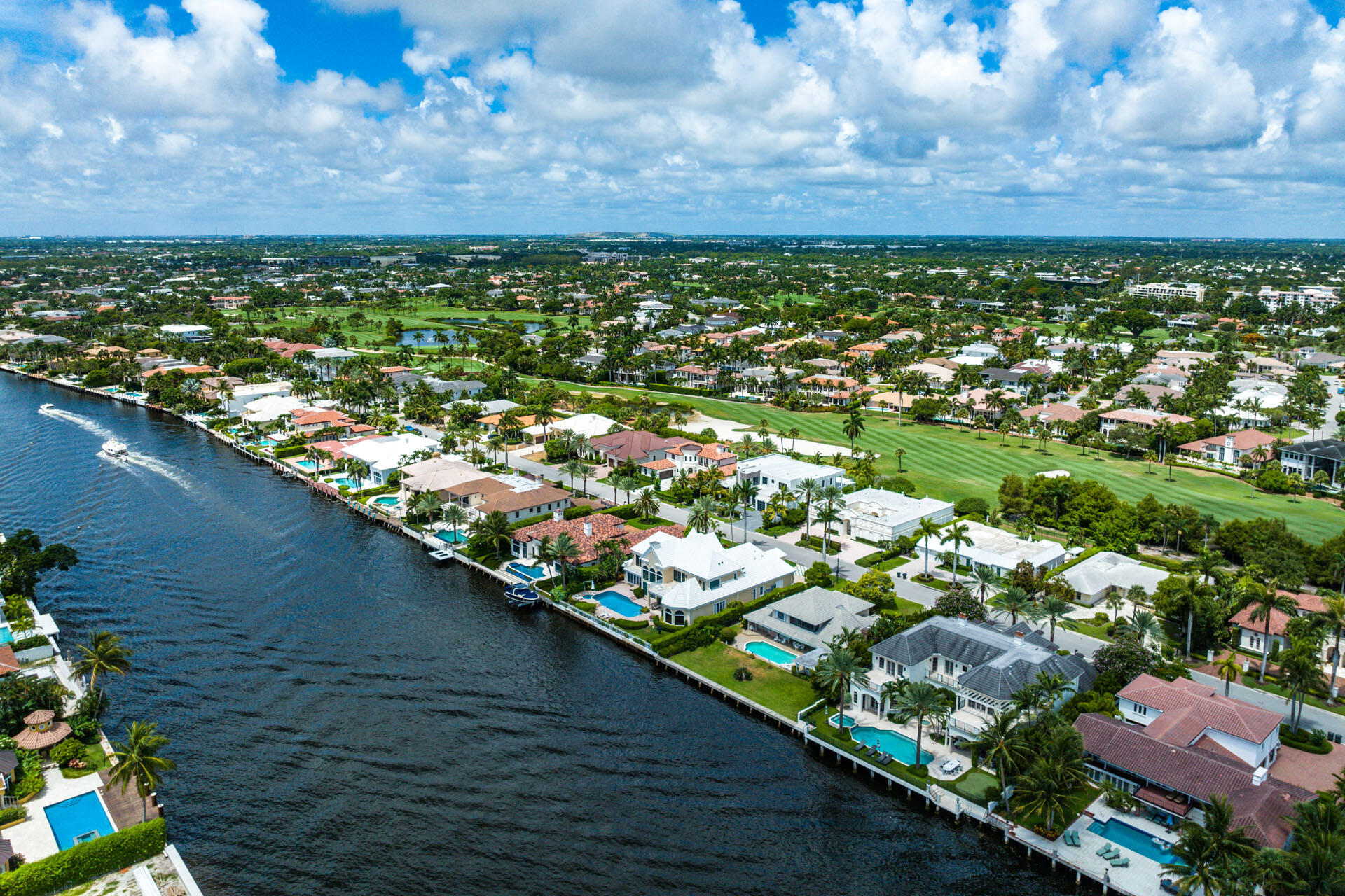ROYAL PALM YACHT & COUNTRY CLUB - Residential
