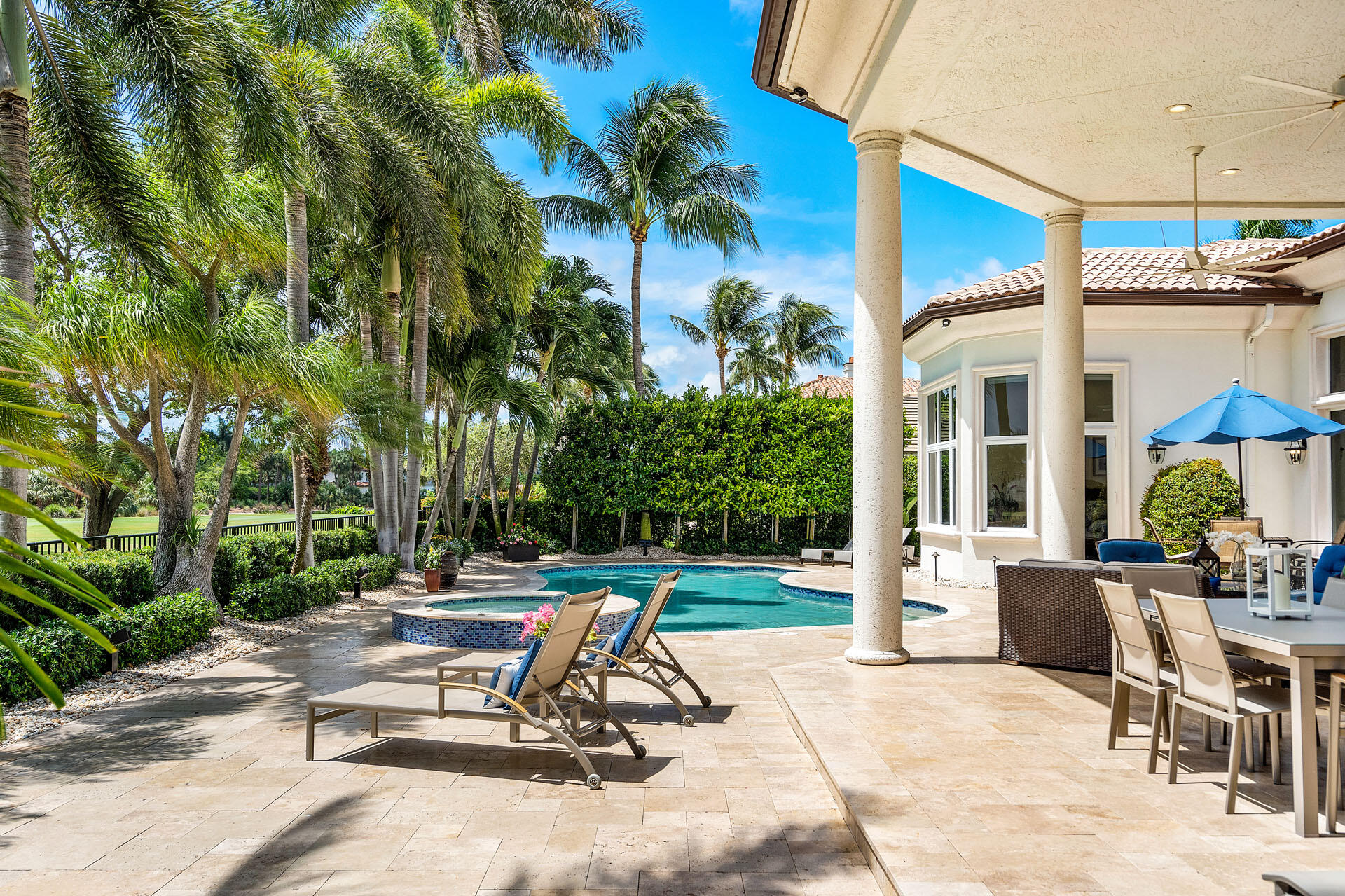 ROYAL PALM YACHT & COUNTRY CLUB - Residential