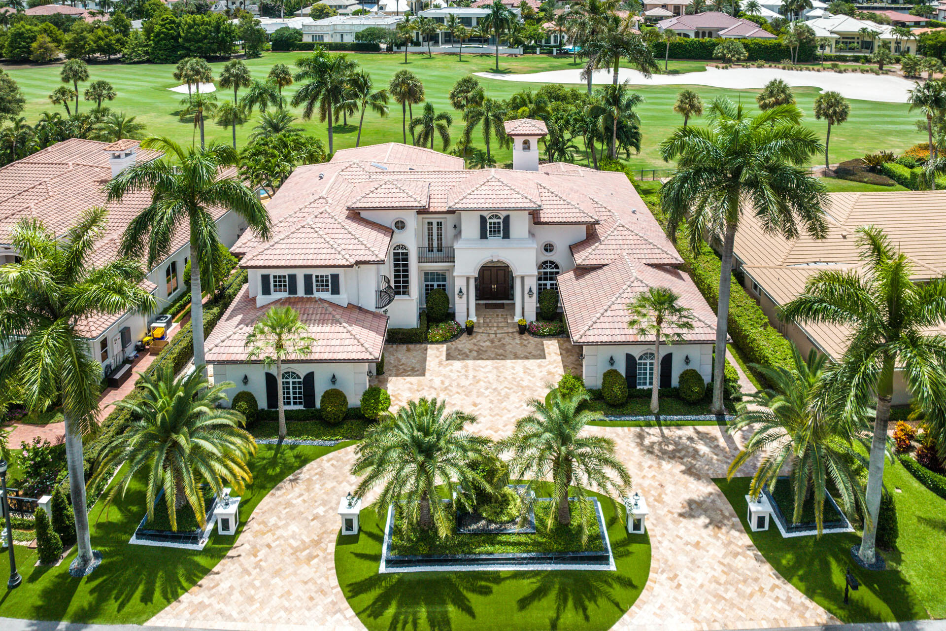 ROYAL PALM YACHT & COUNTRY CLUB - Residential
