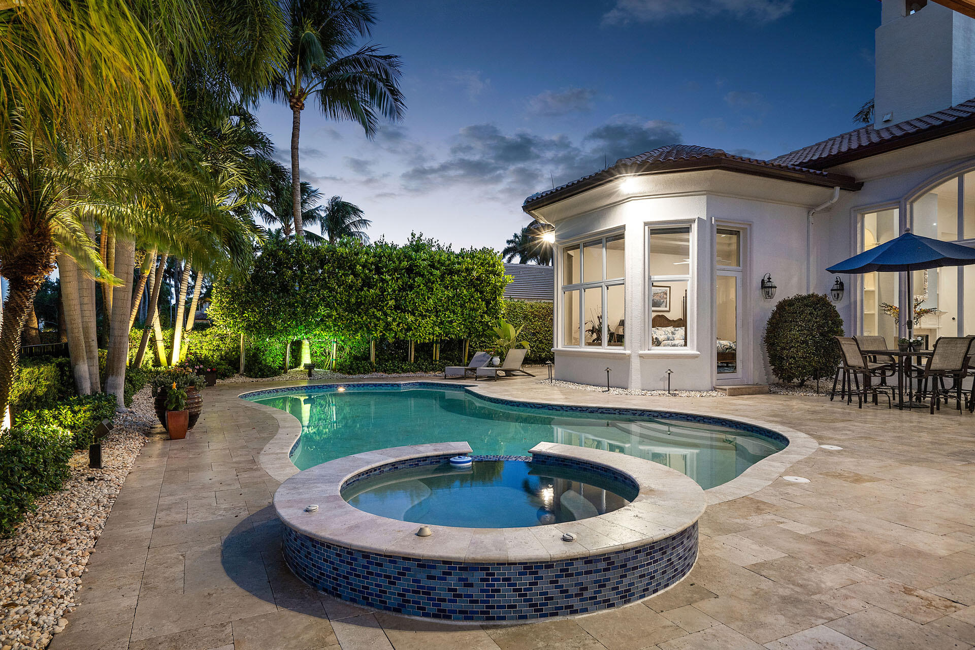 ROYAL PALM YACHT & COUNTRY CLUB - Residential