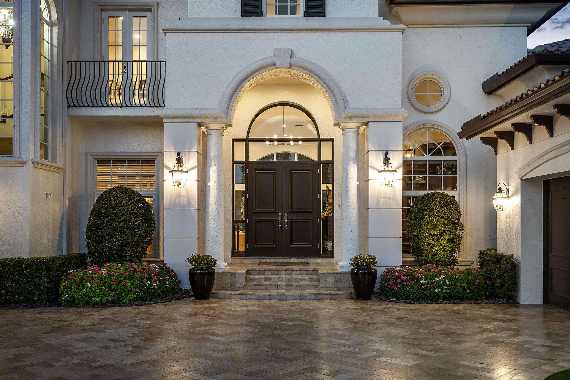 ROYAL PALM YACHT & COUNTRY CLUB - Residential