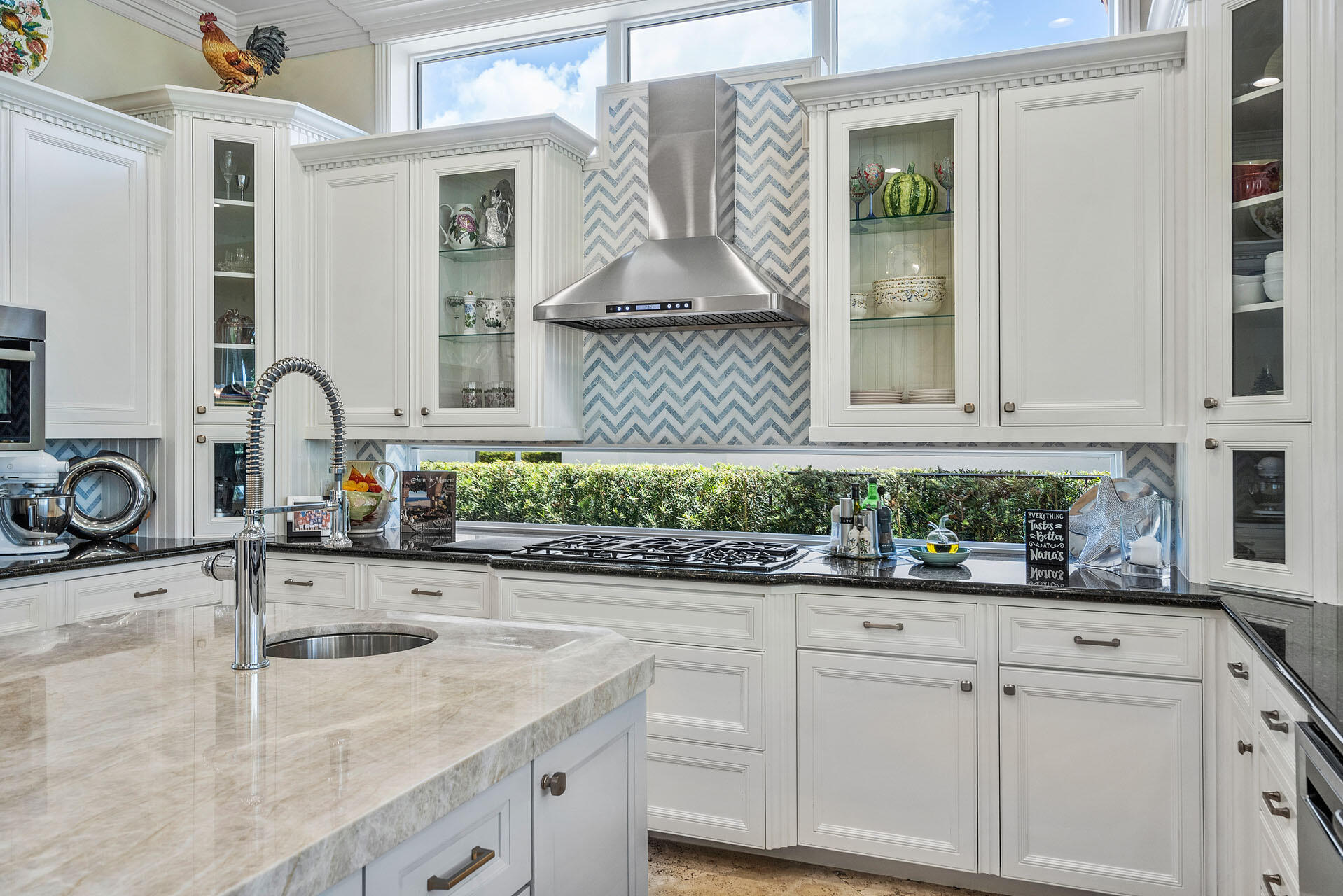 ROYAL PALM YACHT & COUNTRY CLUB - Residential