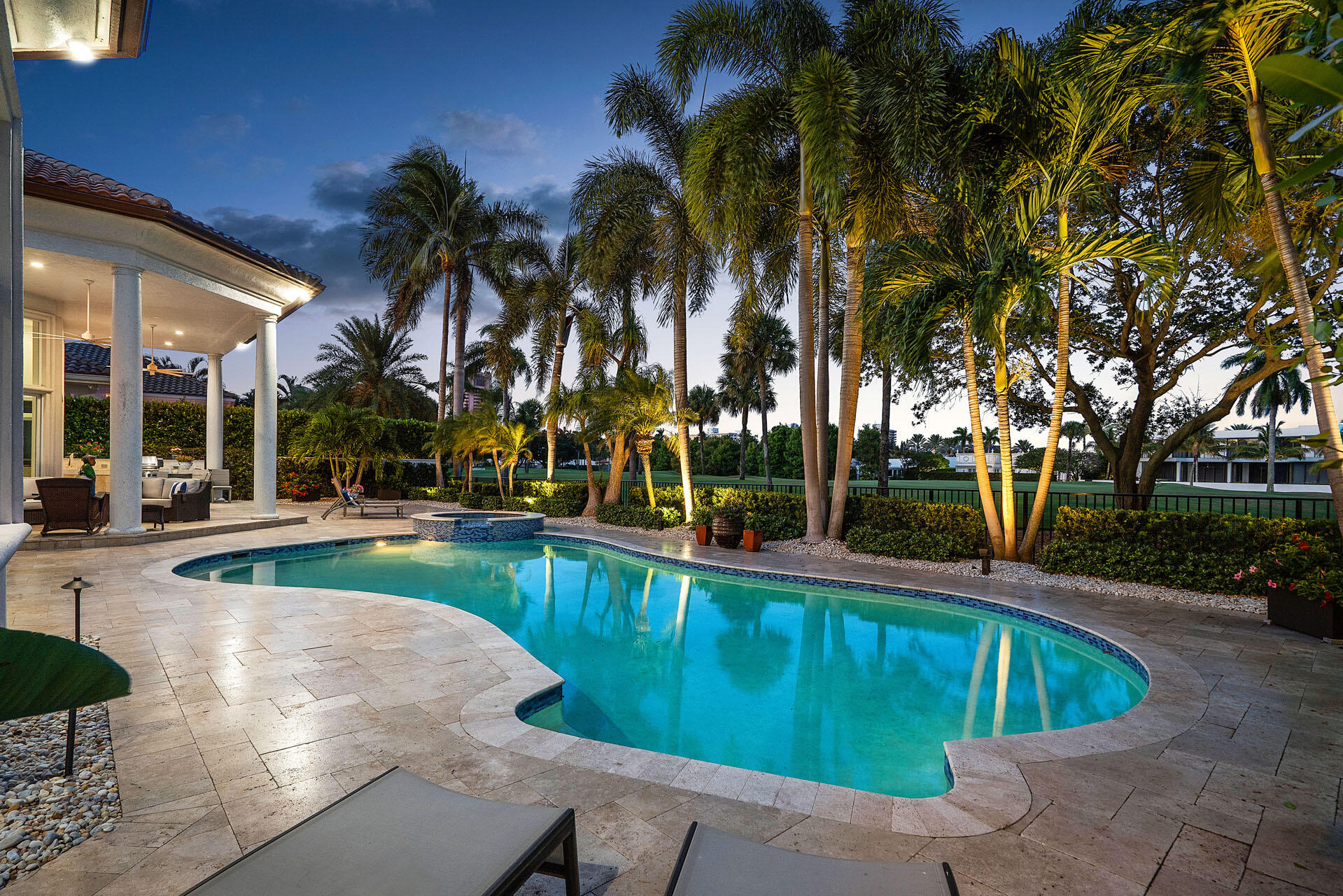 ROYAL PALM YACHT & COUNTRY CLUB - Residential