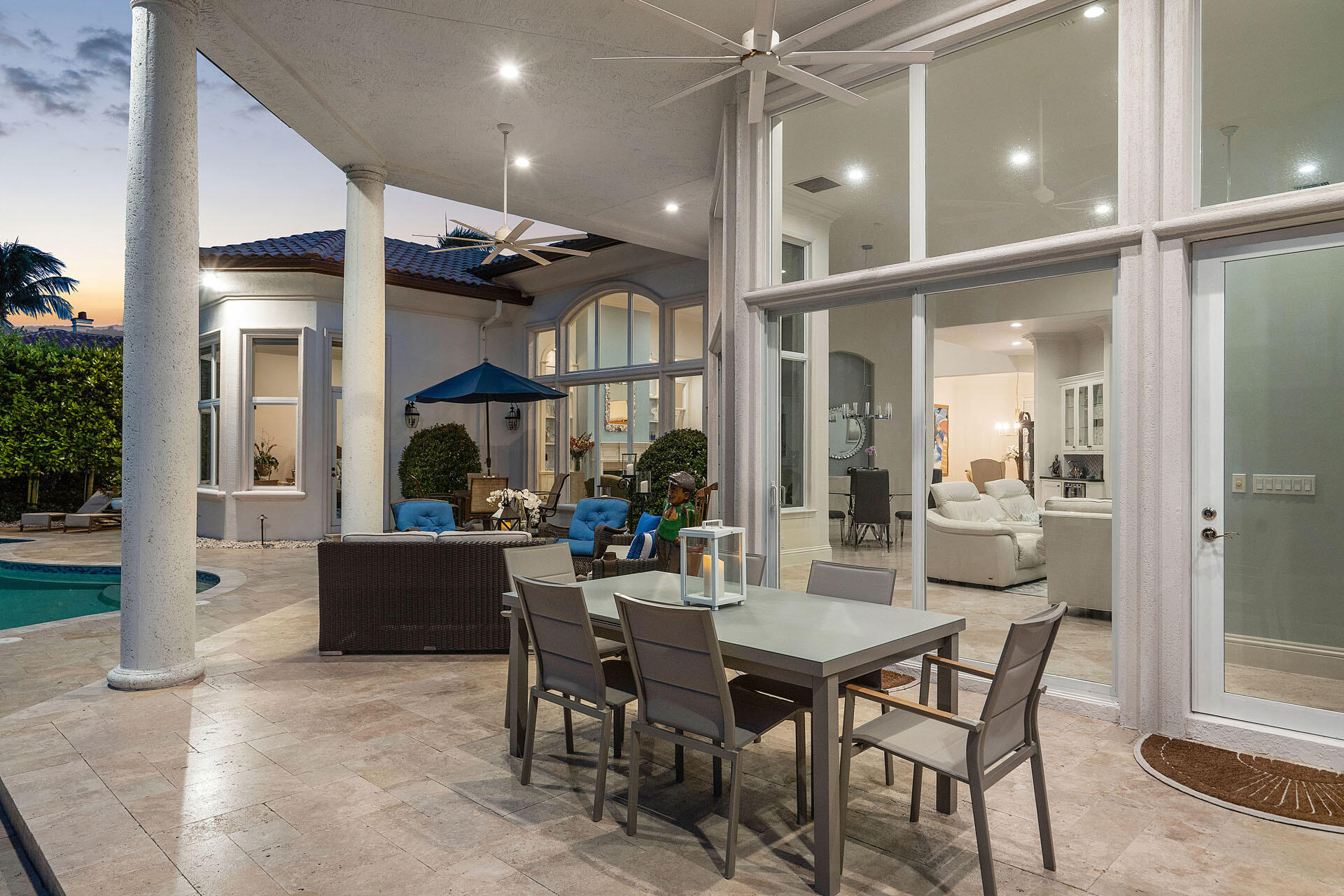 ROYAL PALM YACHT & COUNTRY CLUB - Residential