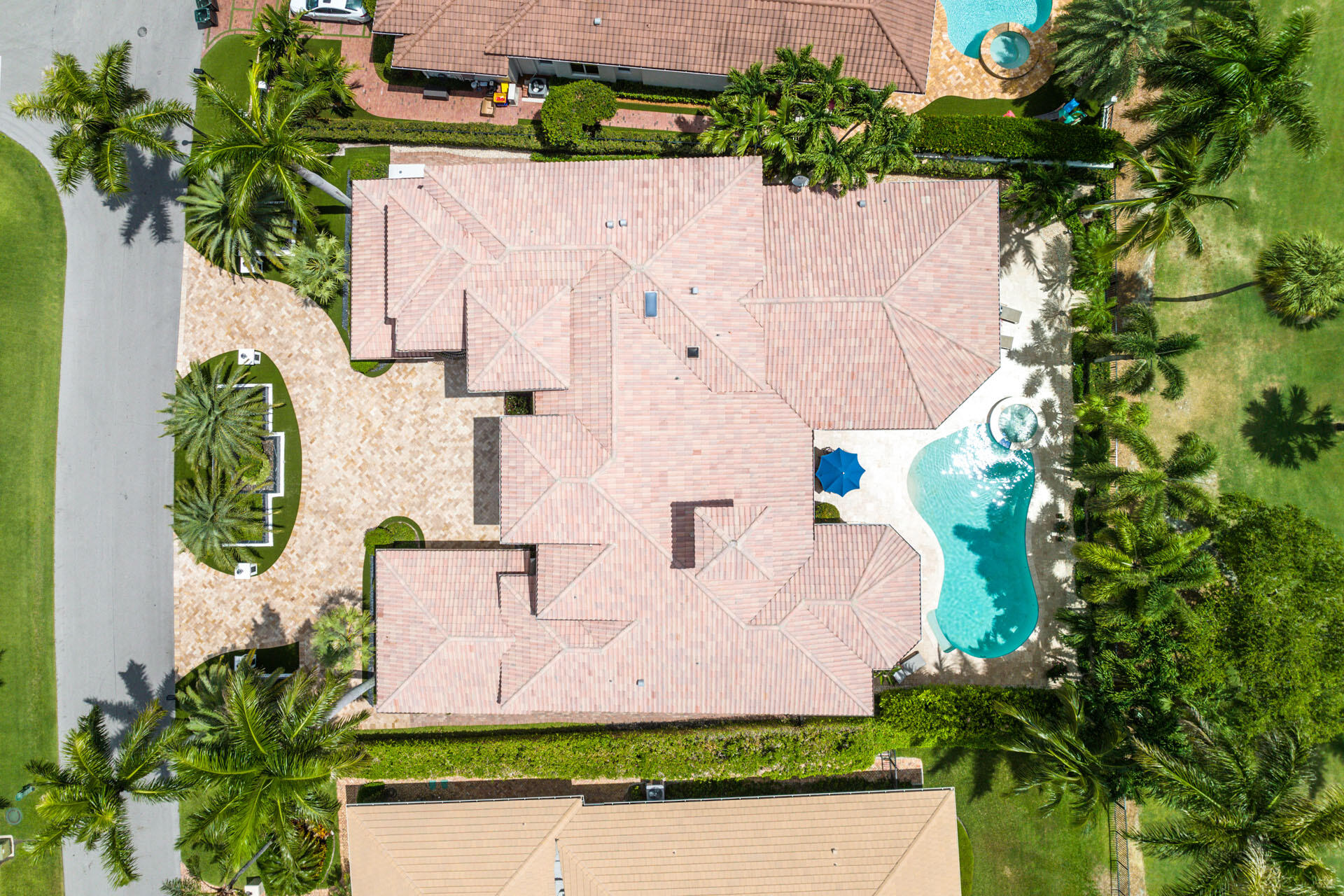 ROYAL PALM YACHT & COUNTRY CLUB - Residential