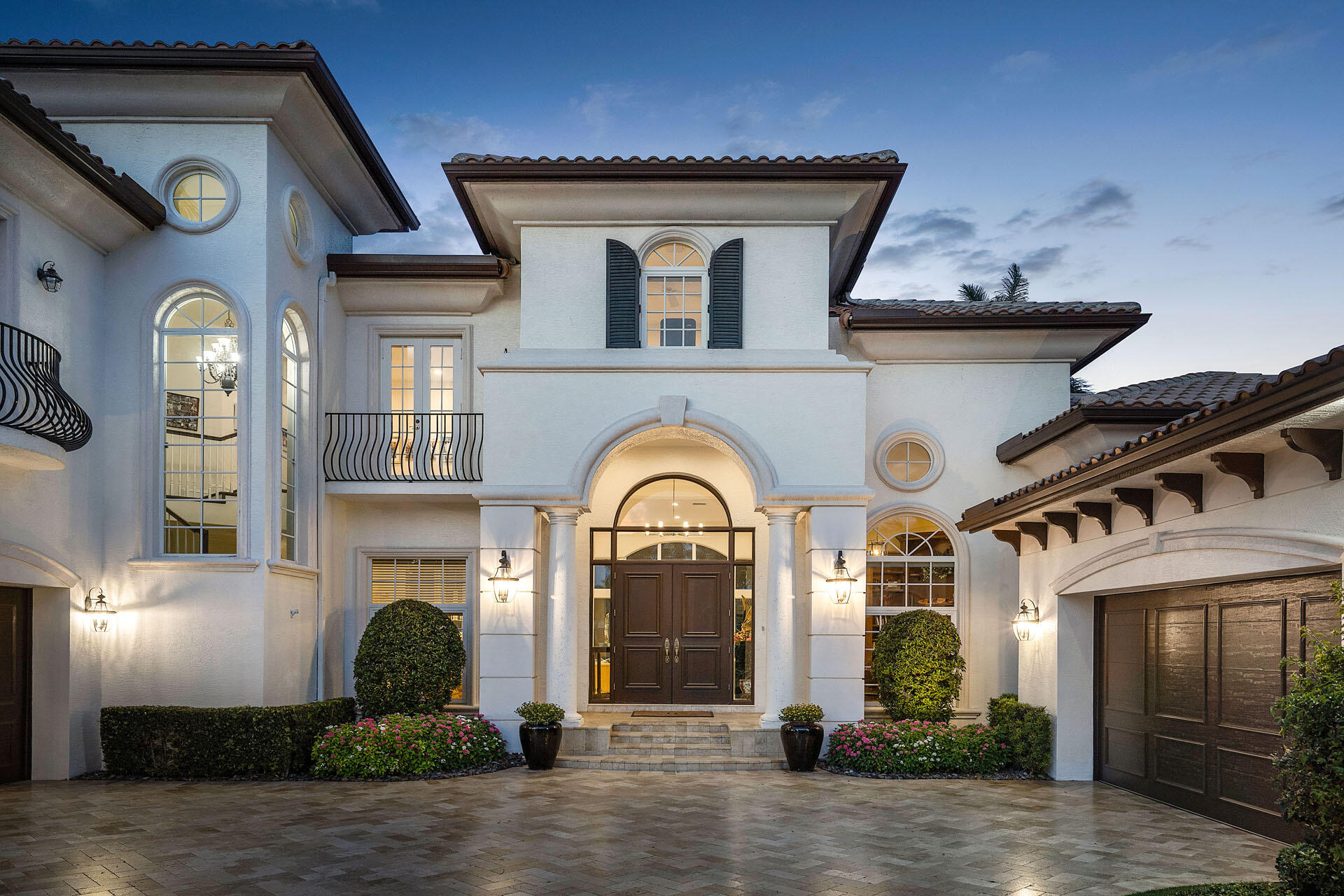 ROYAL PALM YACHT & COUNTRY CLUB - Residential