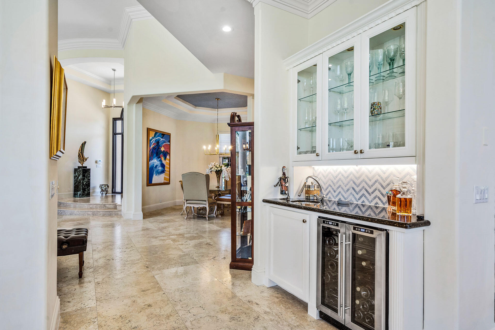 ROYAL PALM YACHT & COUNTRY CLUB - Residential