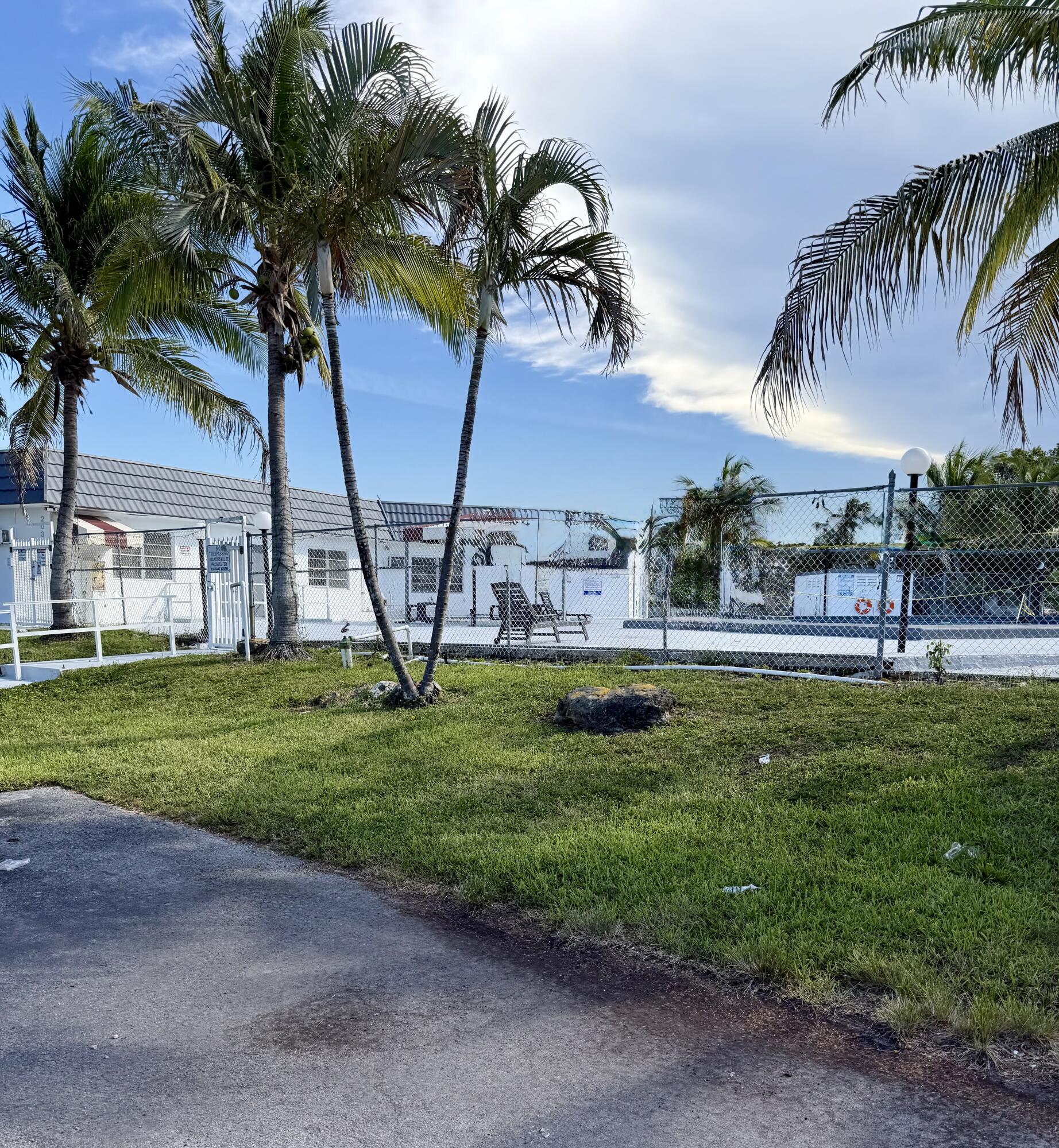 RO-MONT SOUTH CONDO D - Residential