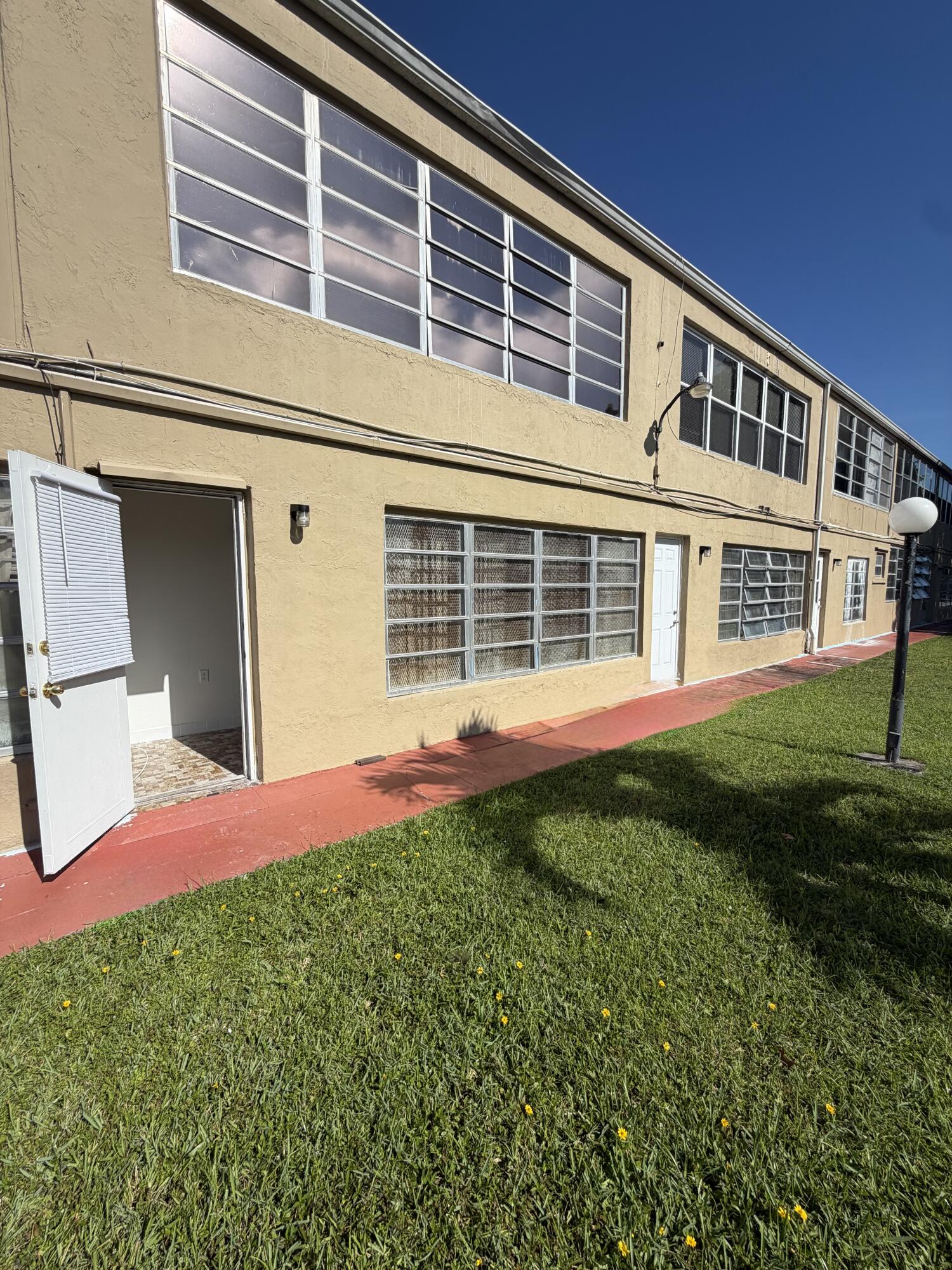 RO-MONT SOUTH CONDO D - Residential