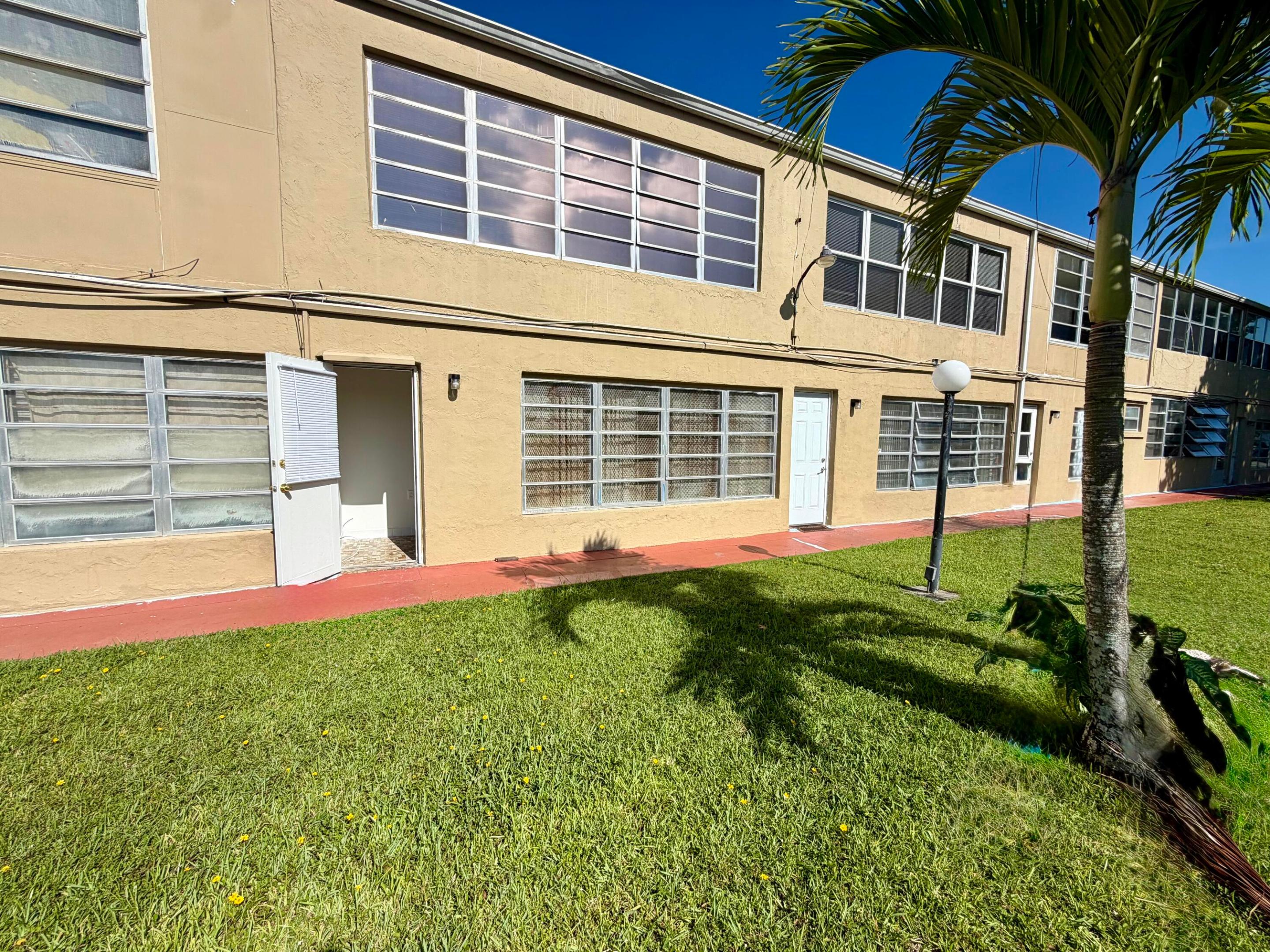 RO-MONT SOUTH CONDO D - Residential