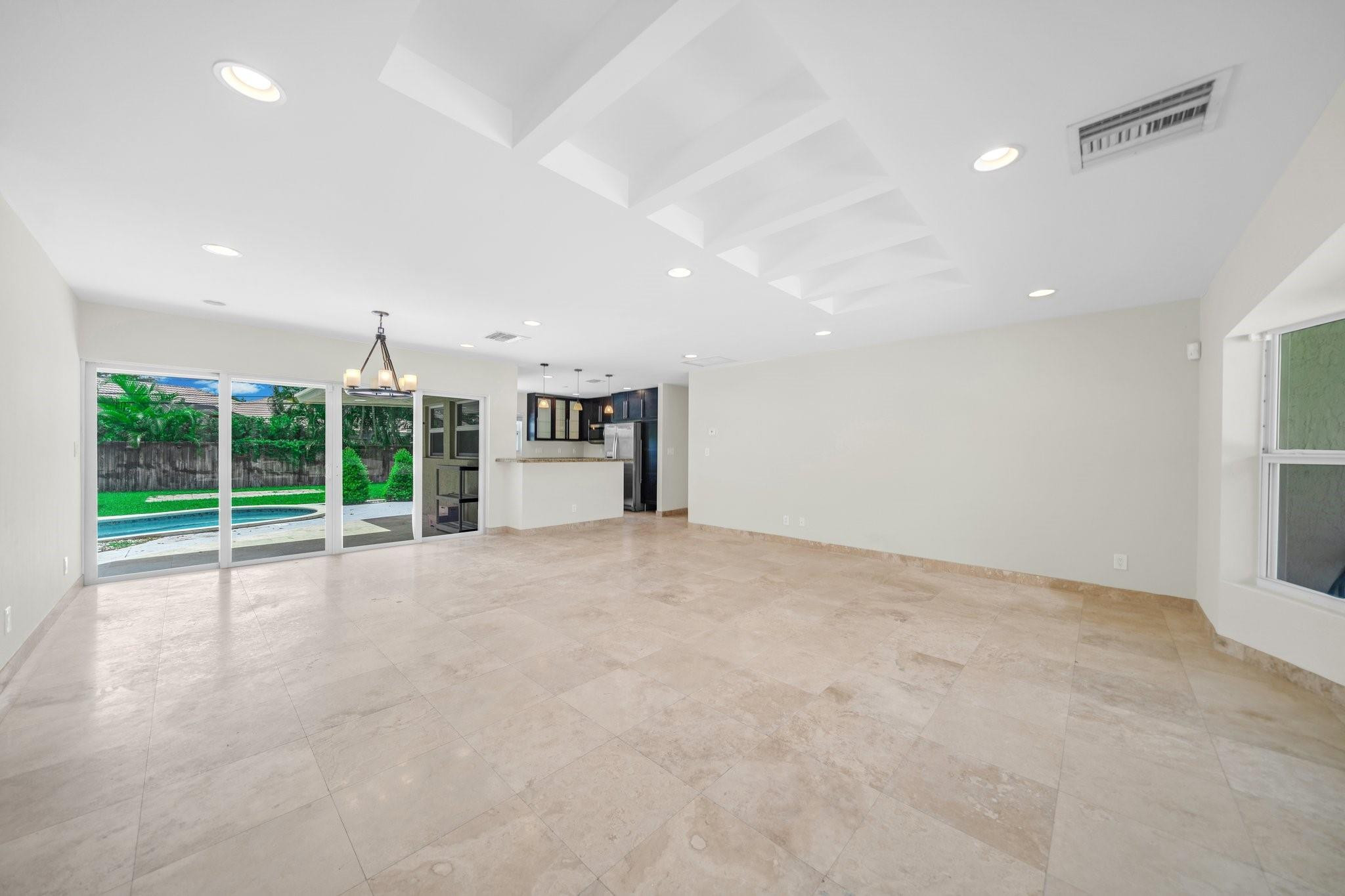 CORAL RIDGE COUNTRY CLUB ADD - Residential Lease