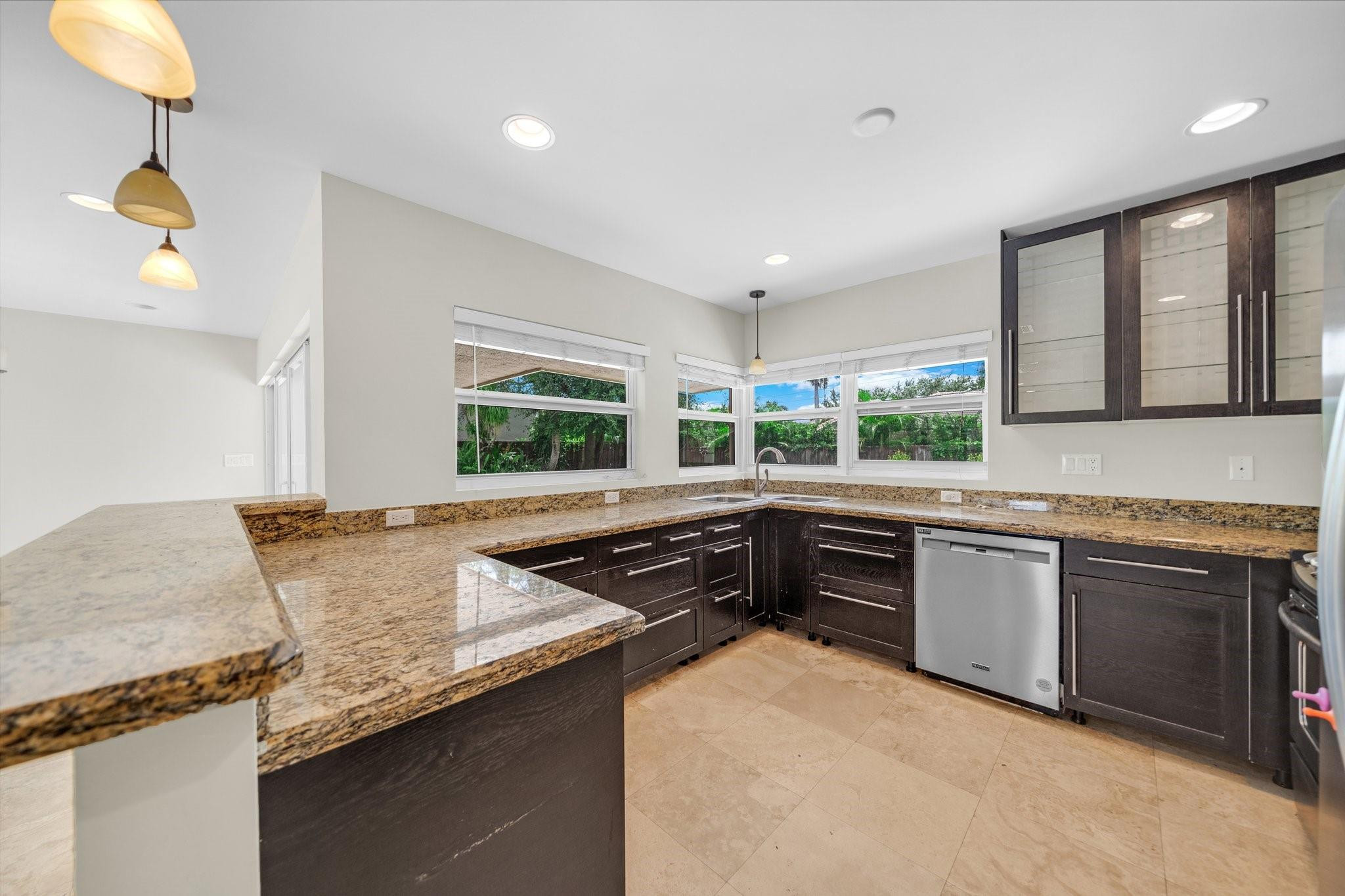 CORAL RIDGE COUNTRY CLUB ADD - Residential Lease
