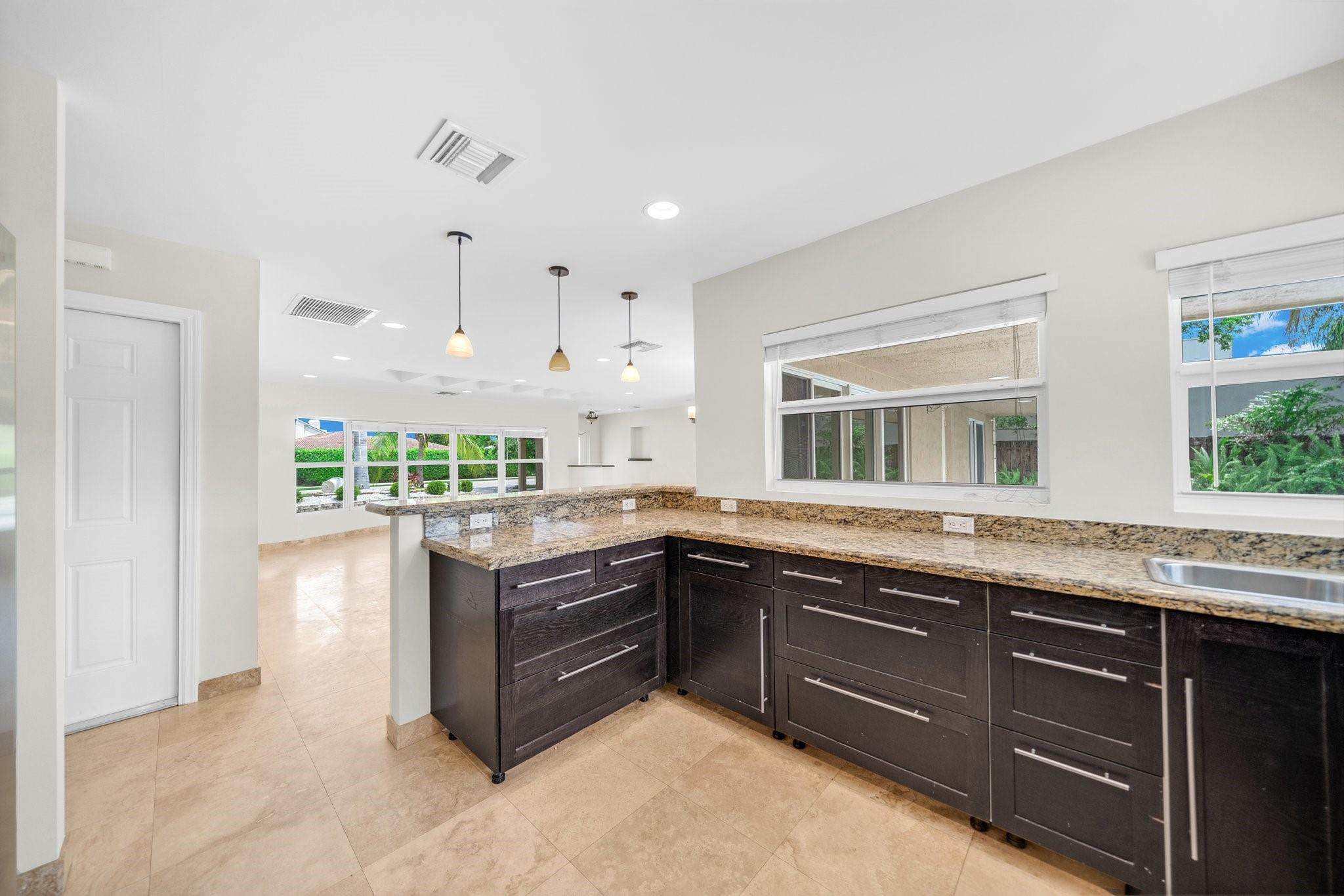 CORAL RIDGE COUNTRY CLUB ADD - Residential Lease