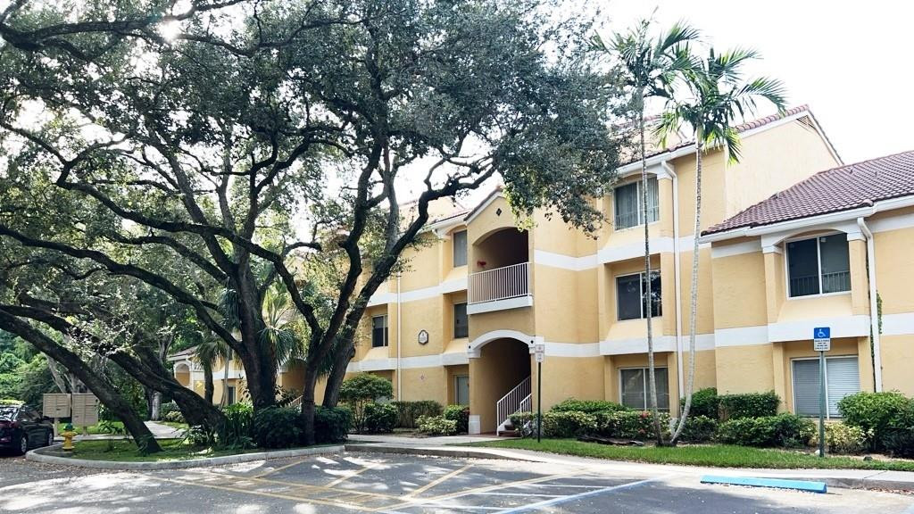 SAILBOAT POINTE CONDO - Residential Lease