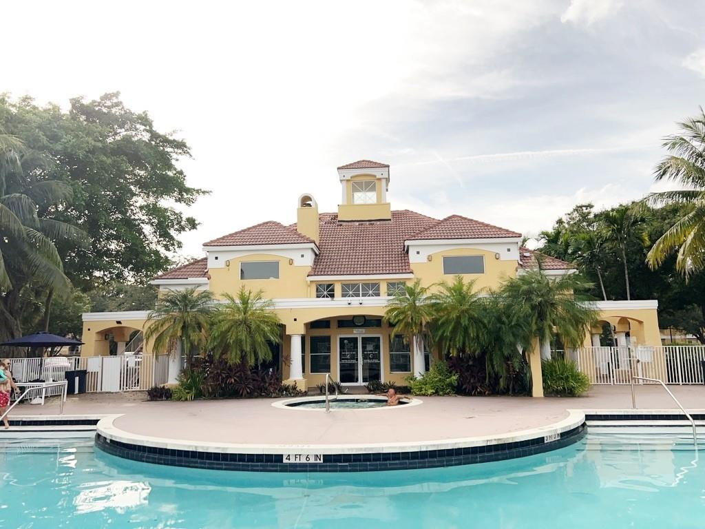 SAILBOAT POINTE CONDO - Residential Lease