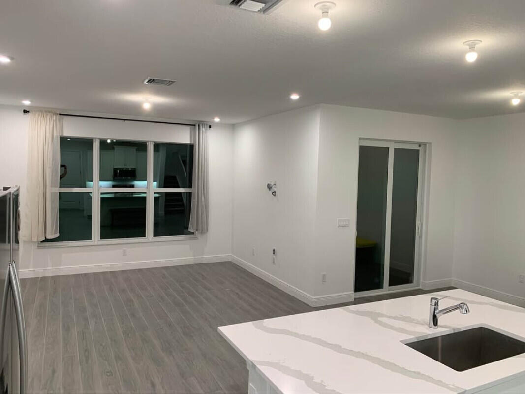 WEST JENSEN PUD PHASE 1B PARCELS 6.0  6.4-6.8 - Residential Lease