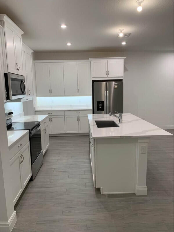 WEST JENSEN PUD PHASE 1B PARCELS 6.0  6.4-6.8 - Residential Lease