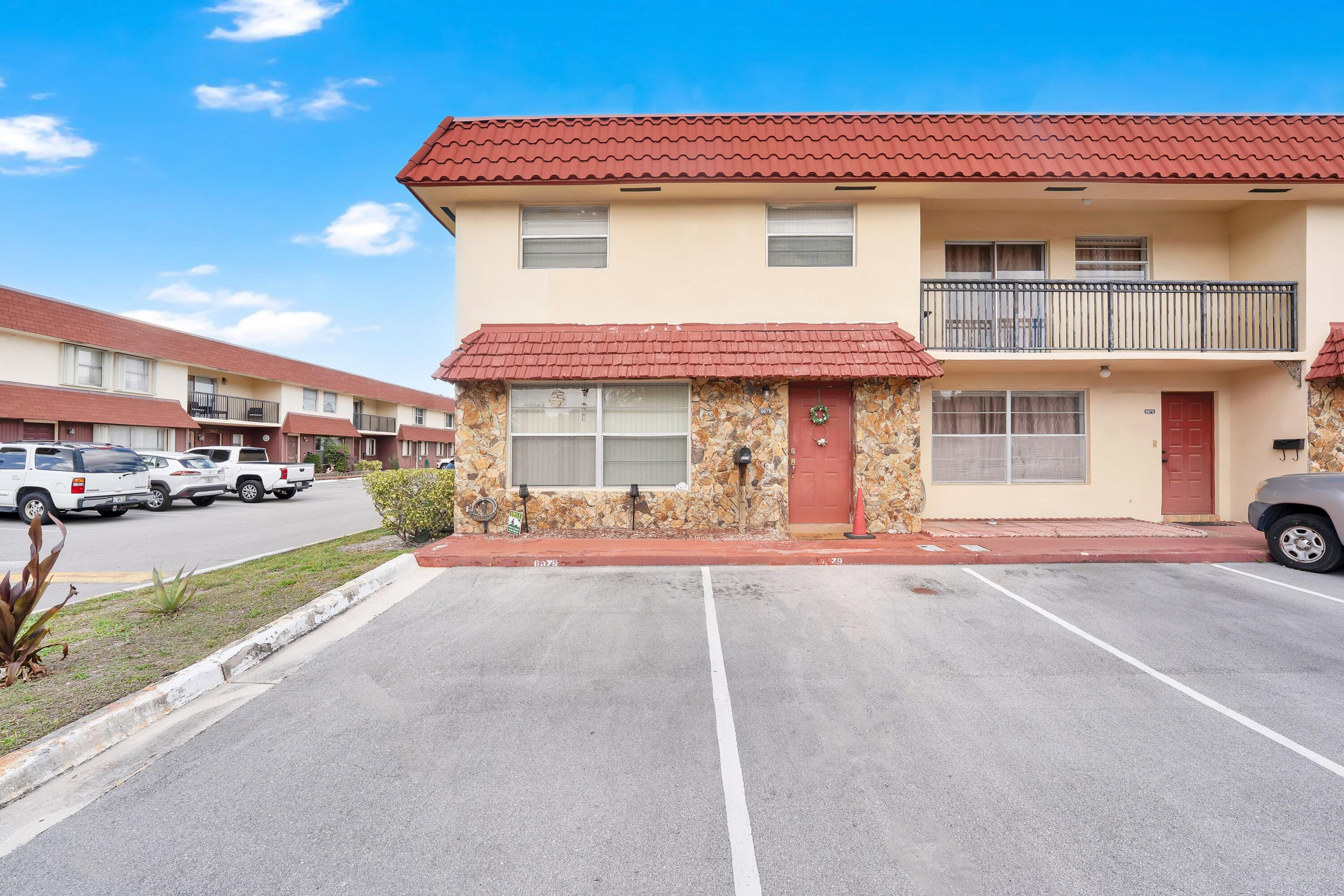 Welcome to this spacious 1,680 sq ft corner-unit townhouse in the heart of Davie. This 3-bedroom, 2.5-bath residence offers a functional two-story layout with all bedrooms upstairs. The home features fully tiled flooring throughout both upstairs and downstairs, along with brand-new kitchen appliances. Enjoy outdoor living with a private porch and fenced exterior space. Located in the family-oriented Brentwood Townhouse community with amenities including a pool, tennis and basketball courts, clubhouse, and play area. Fee-simple ownership with two parking spaces. Conveniently located near Nova Southeastern University, major shops, malls, restaurants, and top-rated Broward schools.