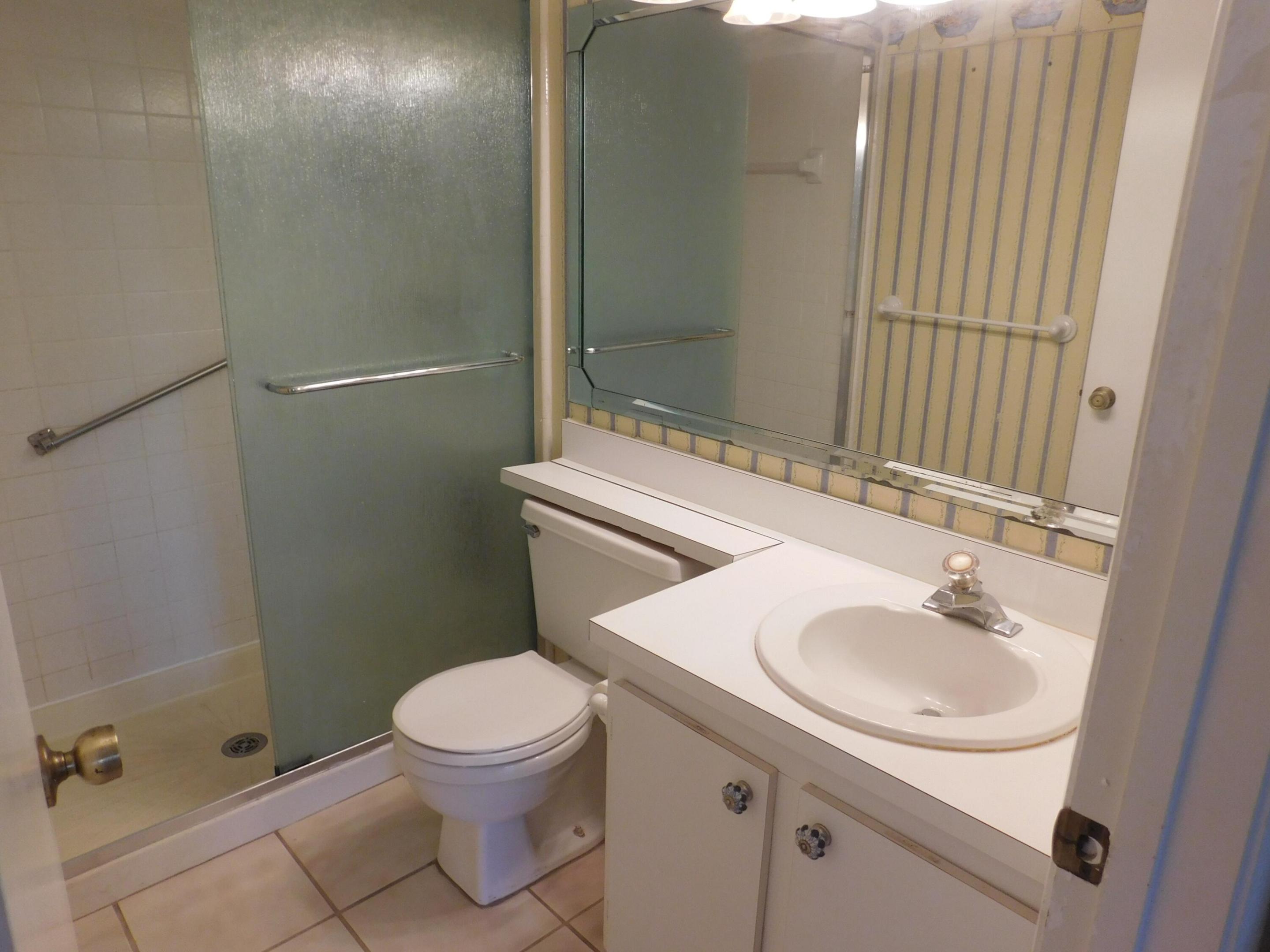 PINE RIDGE NORTH II CONDO - Residential Lease